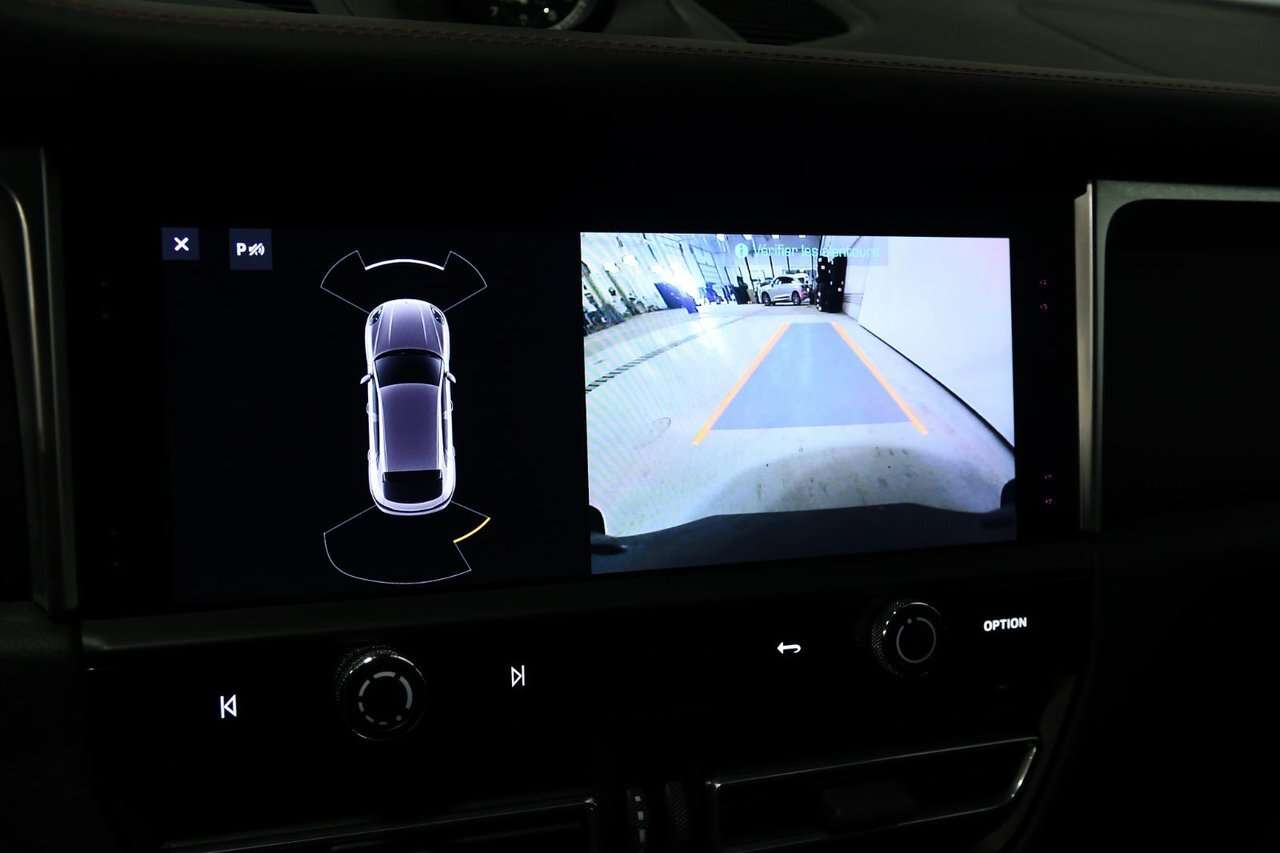2023 Porsche Macan Premum + / Toit pano / Sieges sport / Carplay / Ve thumb 23