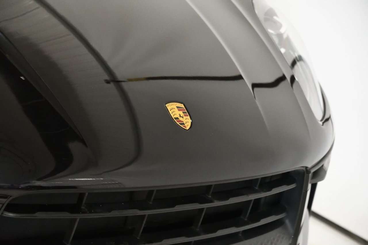 2023 Porsche Macan Premum + / Toit pano / Sieges sport / Carplay / Ve alt 3