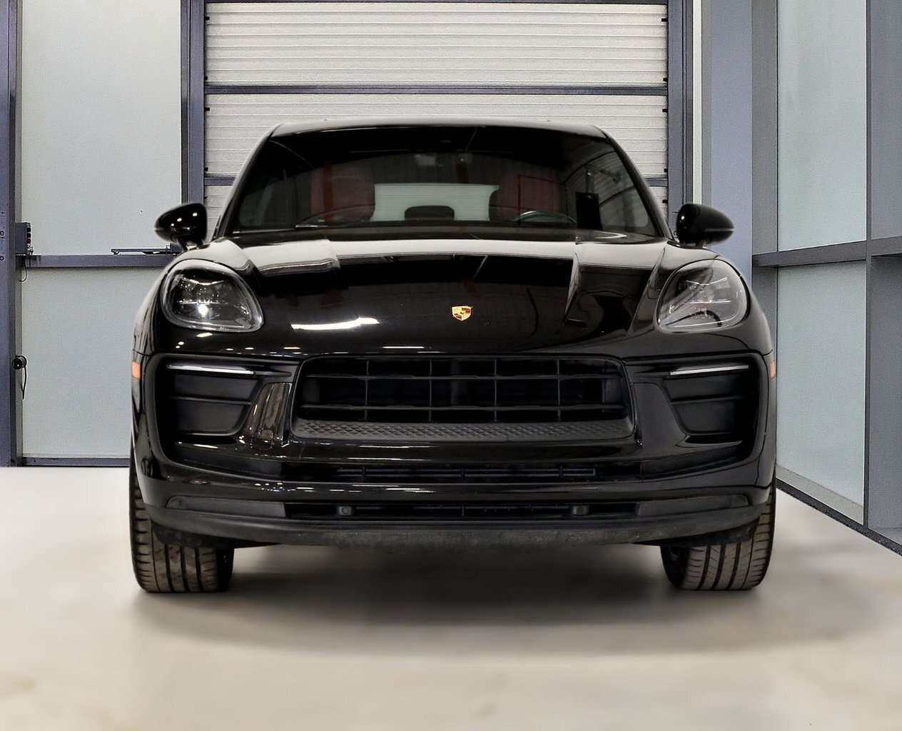 2023 Porsche Macan Premum + / Toit pano / Sieges sport / Carplay / Ve alt 4