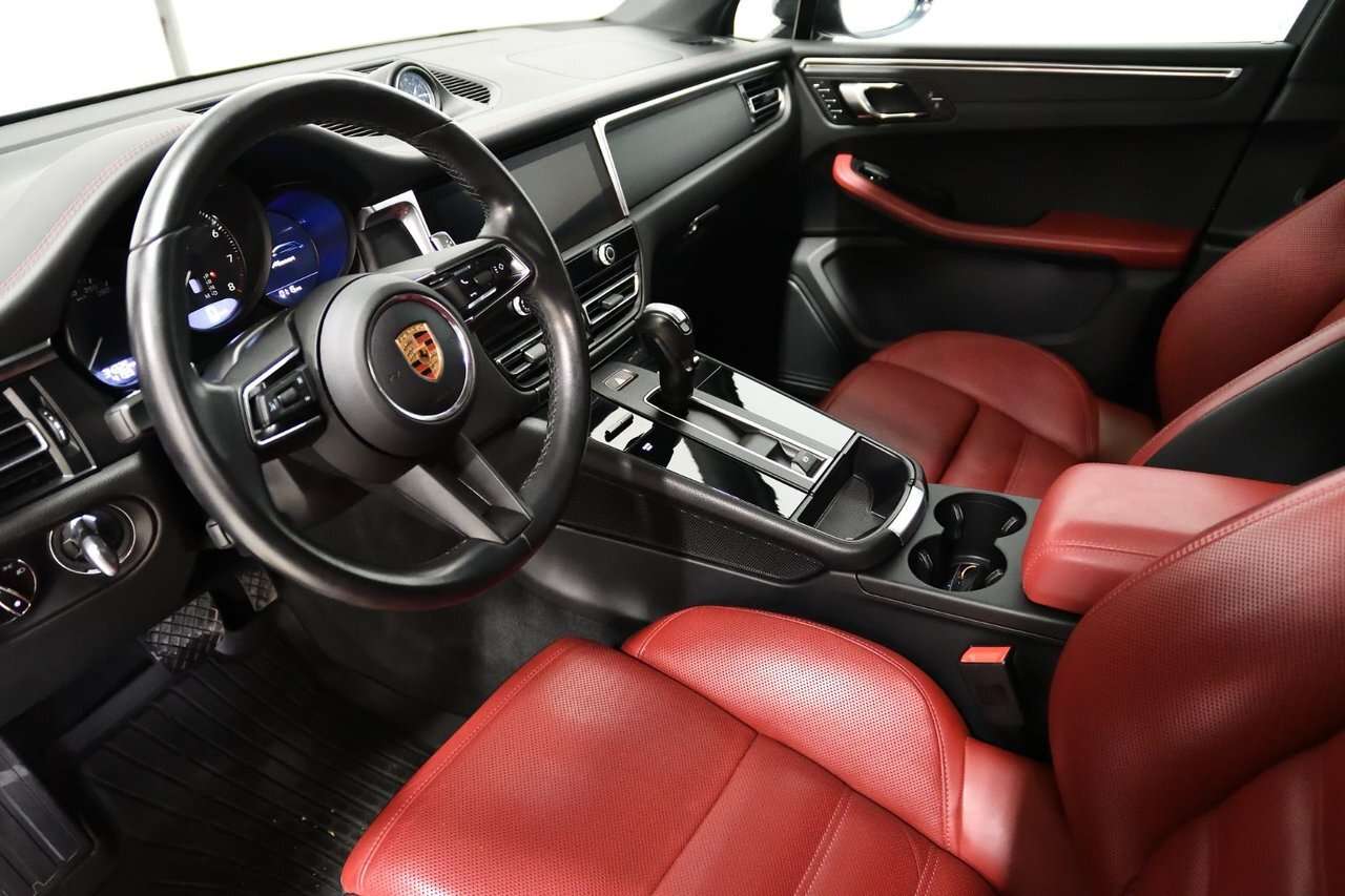 2023 Porsche Macan Premum + / Toit pano / Sieges sport / Carplay / Ve thumb 11