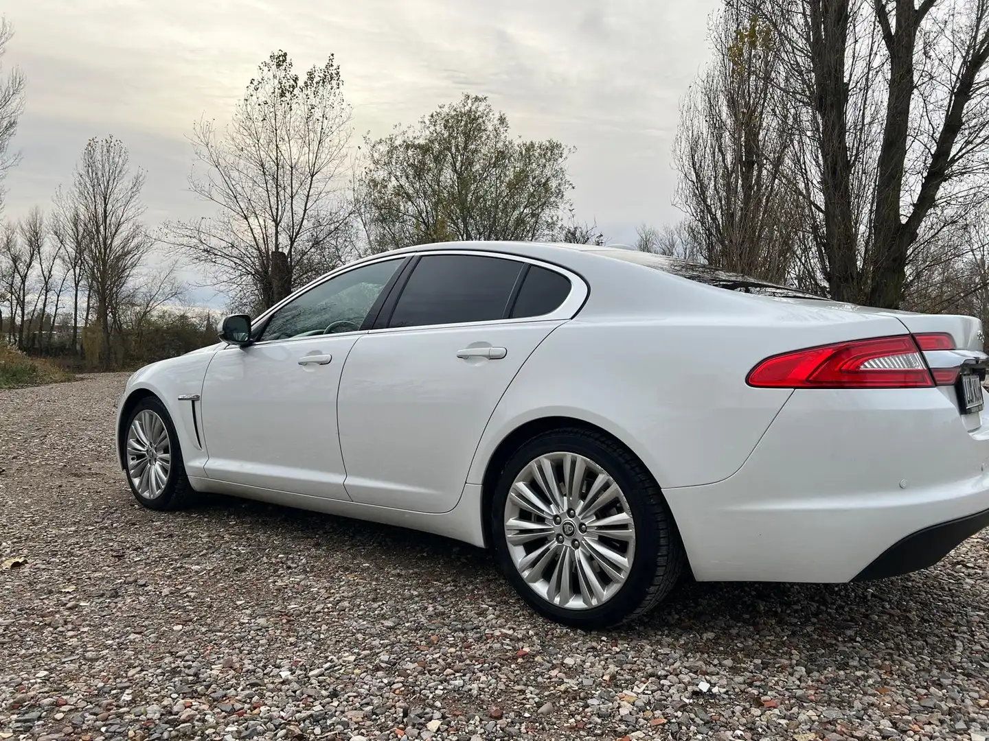 Jaguar XF 2.2 Diesel - 2
