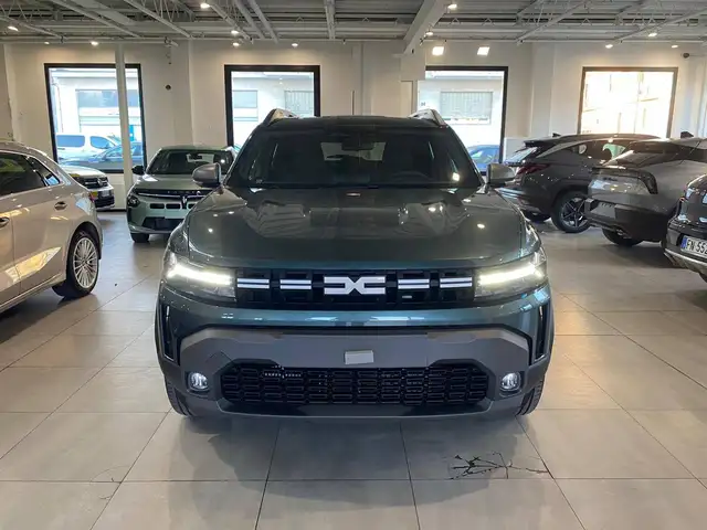 Dacia Duster view 2