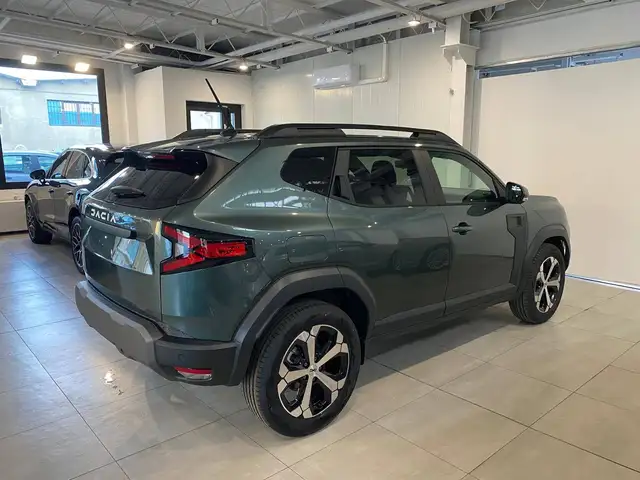 Dacia Duster view 6