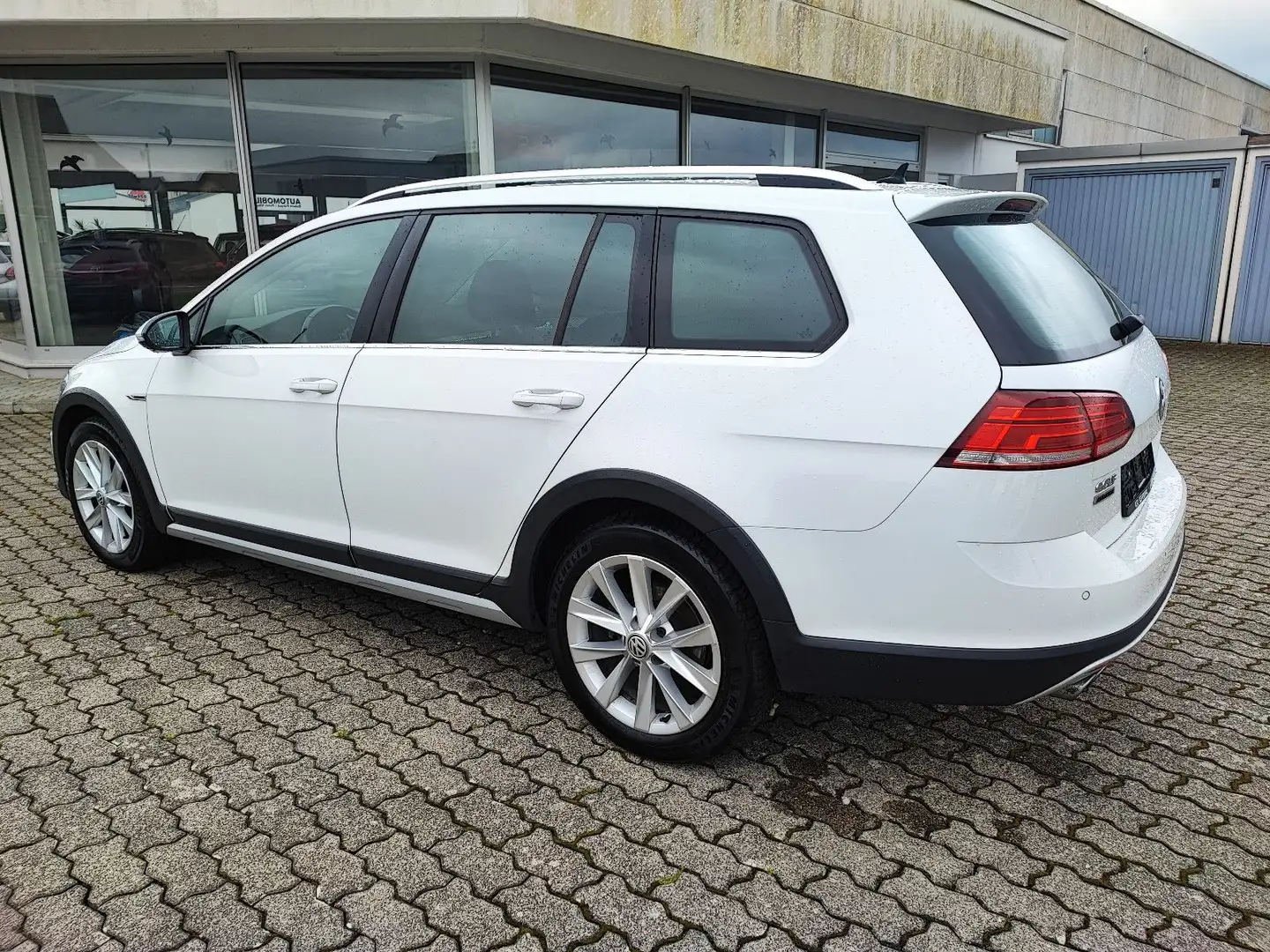 Volkswagen Golf VII 2,0TDi Var/ Alltrack/AHK/Standhzg Blanc - 2