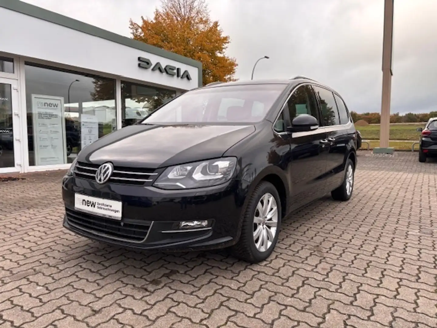 Volkswagen Sharan 1.4 TSI Highline Navi AHK Panoramadach Schwarz - 1
