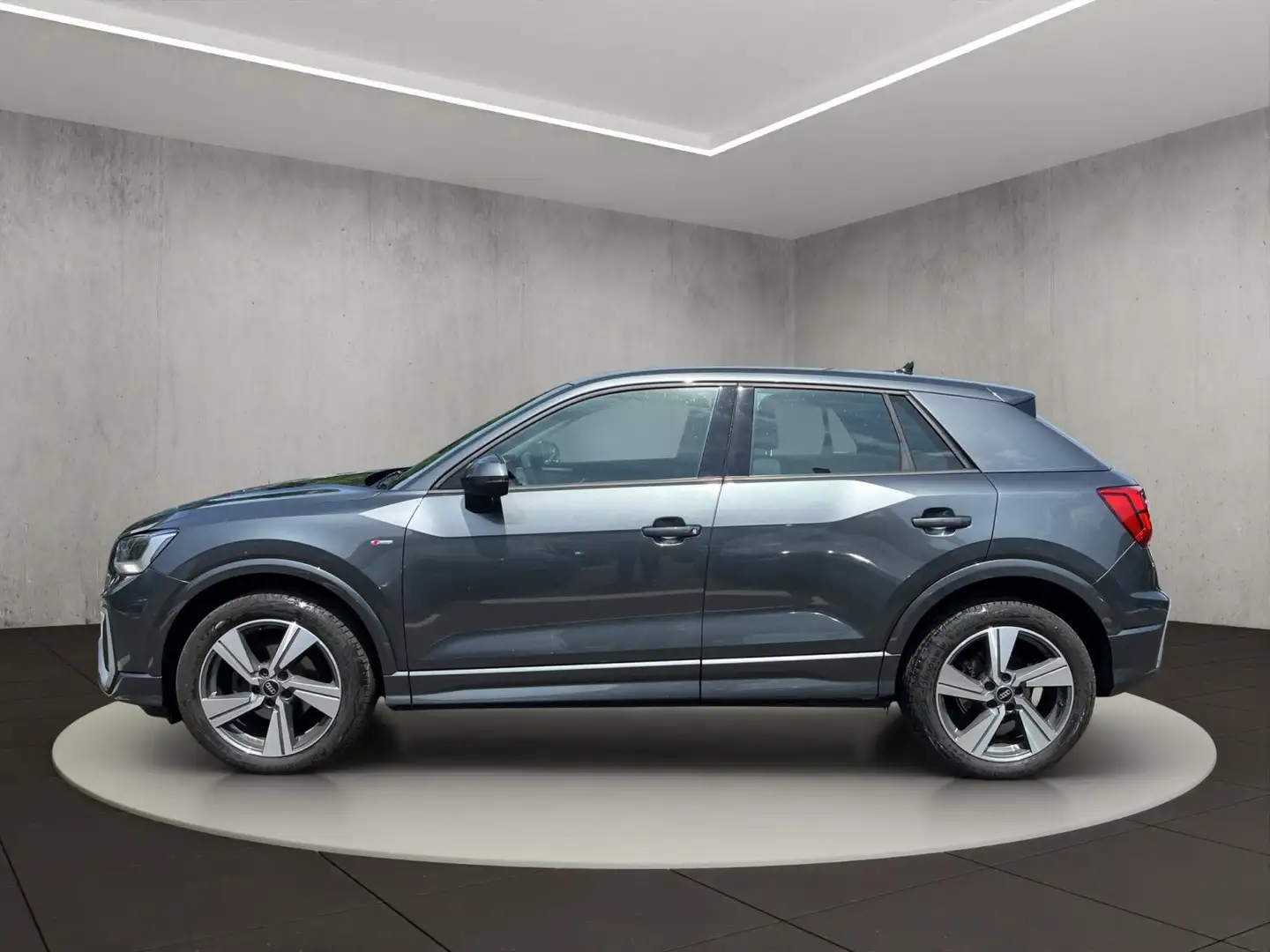 Audi Q2 S line 35 TFSI S tronic Gris - 2