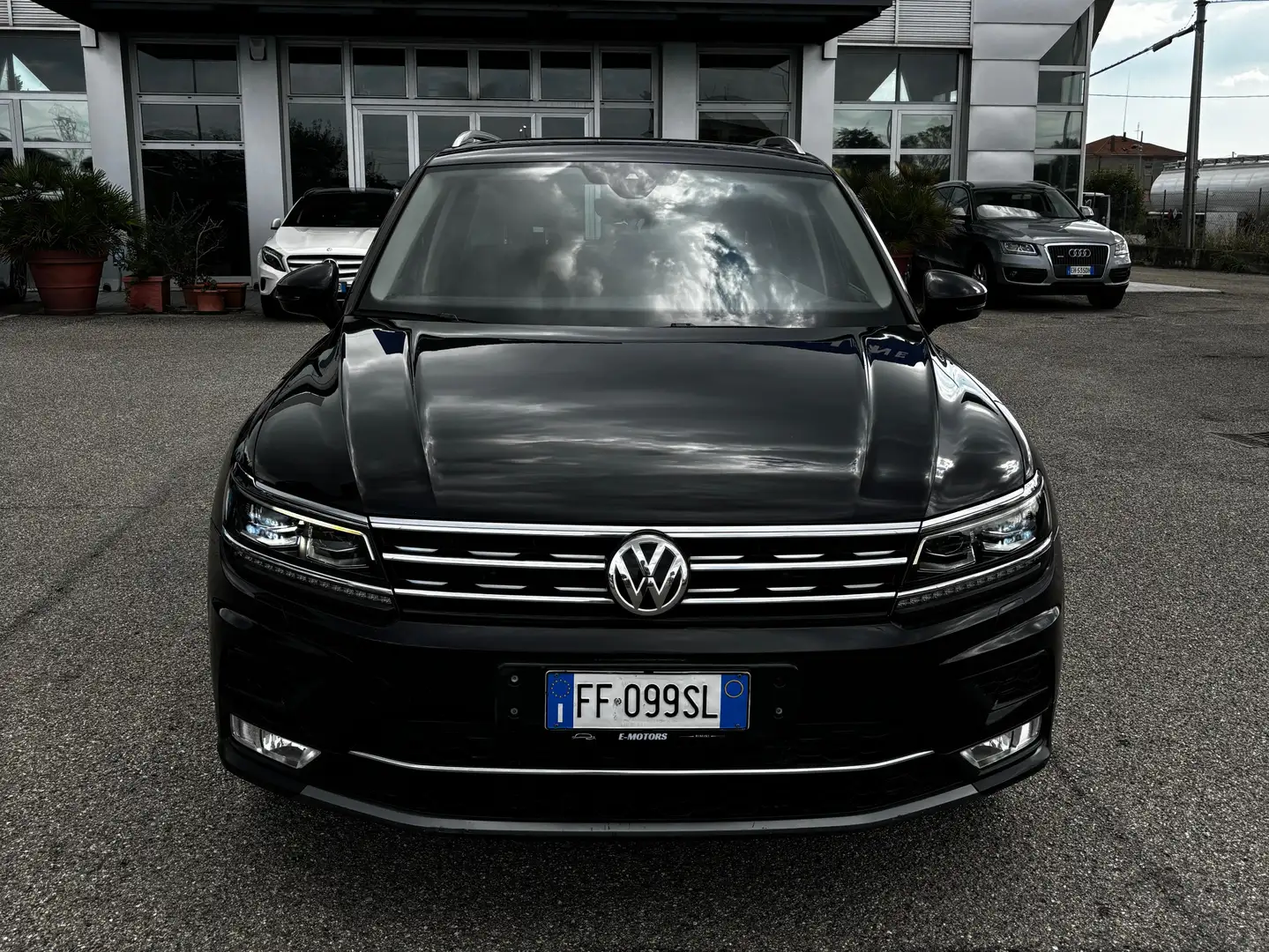 Volkswagen Tiguan Volkswagen Tiguan 2.0 TDI Executive BlueMotion Nero - 2
