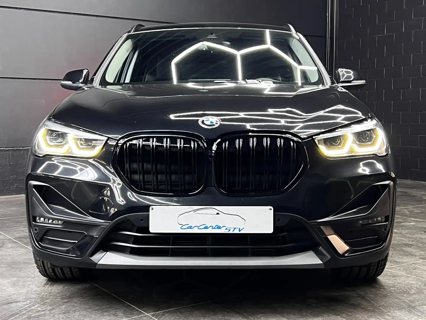 BMW X1 xDrive25e *** VERKOCHT *** VENDU *** Zwart - 2