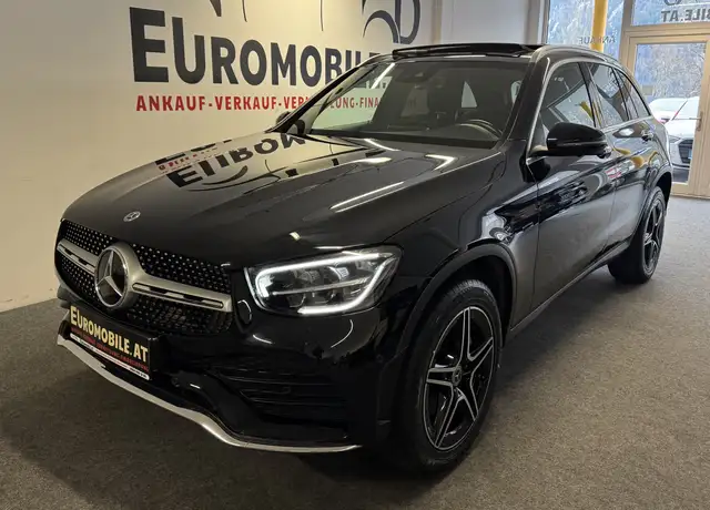 Mercedes-Benz GLC 300 e 4Matic AMG-LINE *360*PANO*AHK*LED*AMBIENTE*ALCA*