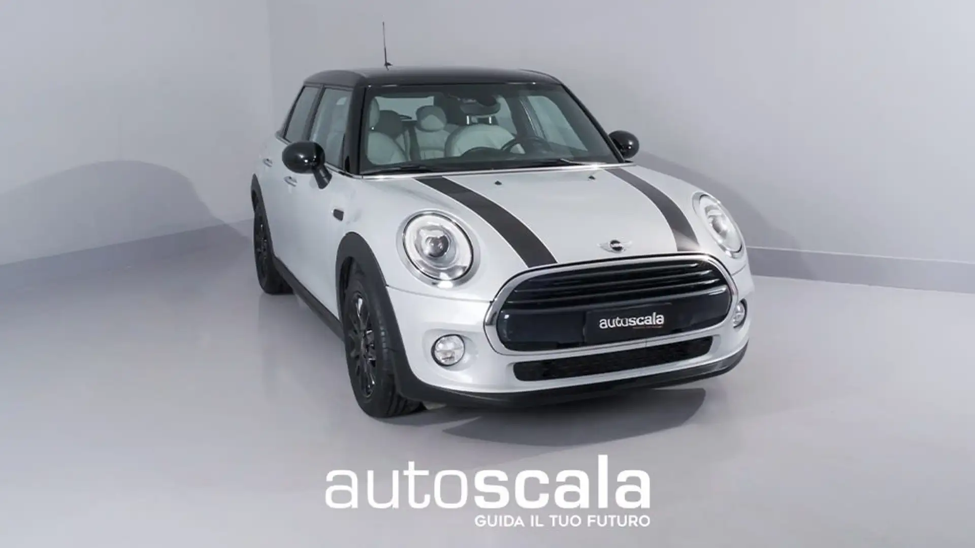 MINI Cooper 1.5 Cooper Hype Auto - 1