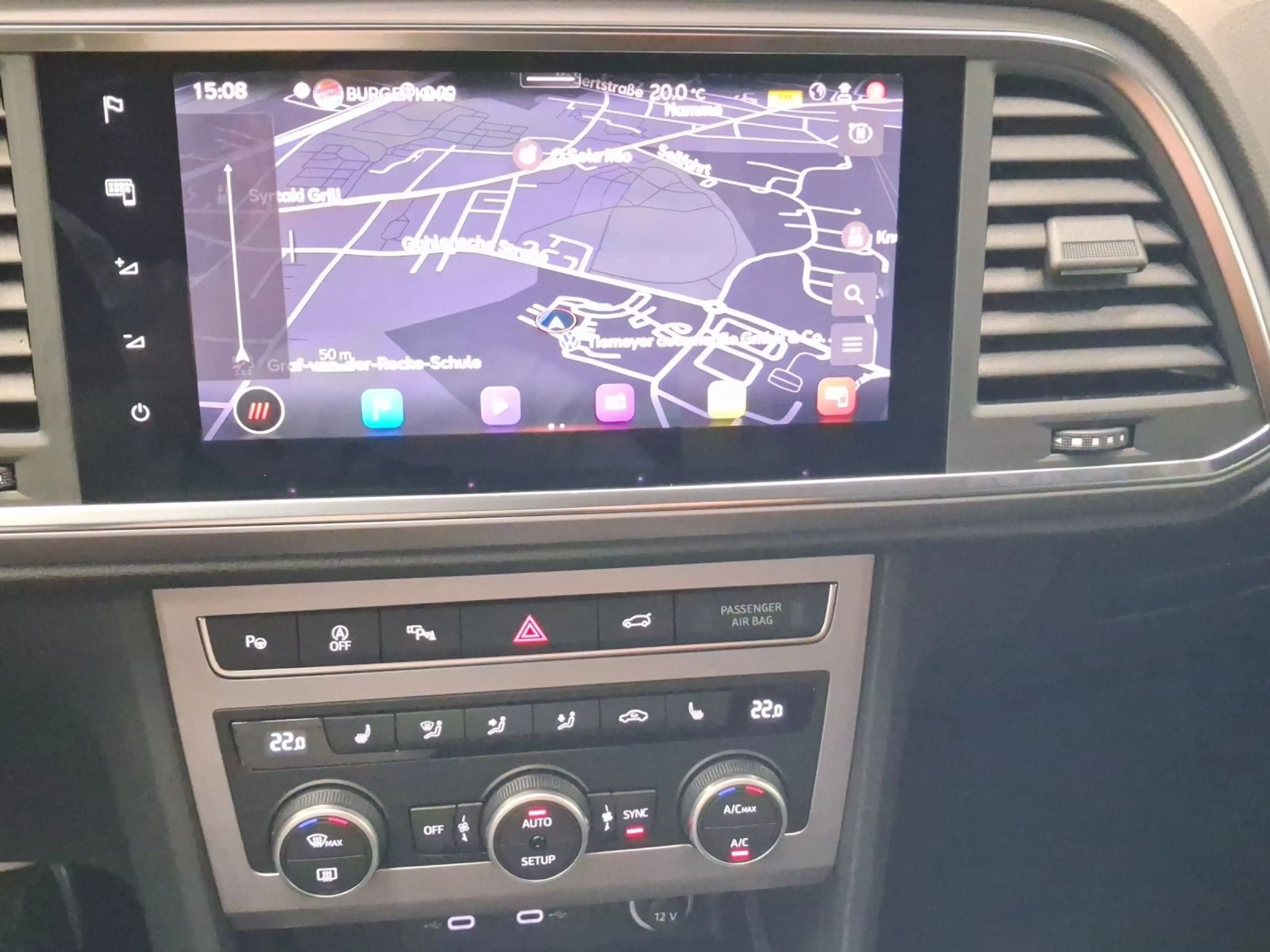 SEAT Ateca 2.0 TSI DSG 4D FR AHK LM19 DINAMICA — photo 14