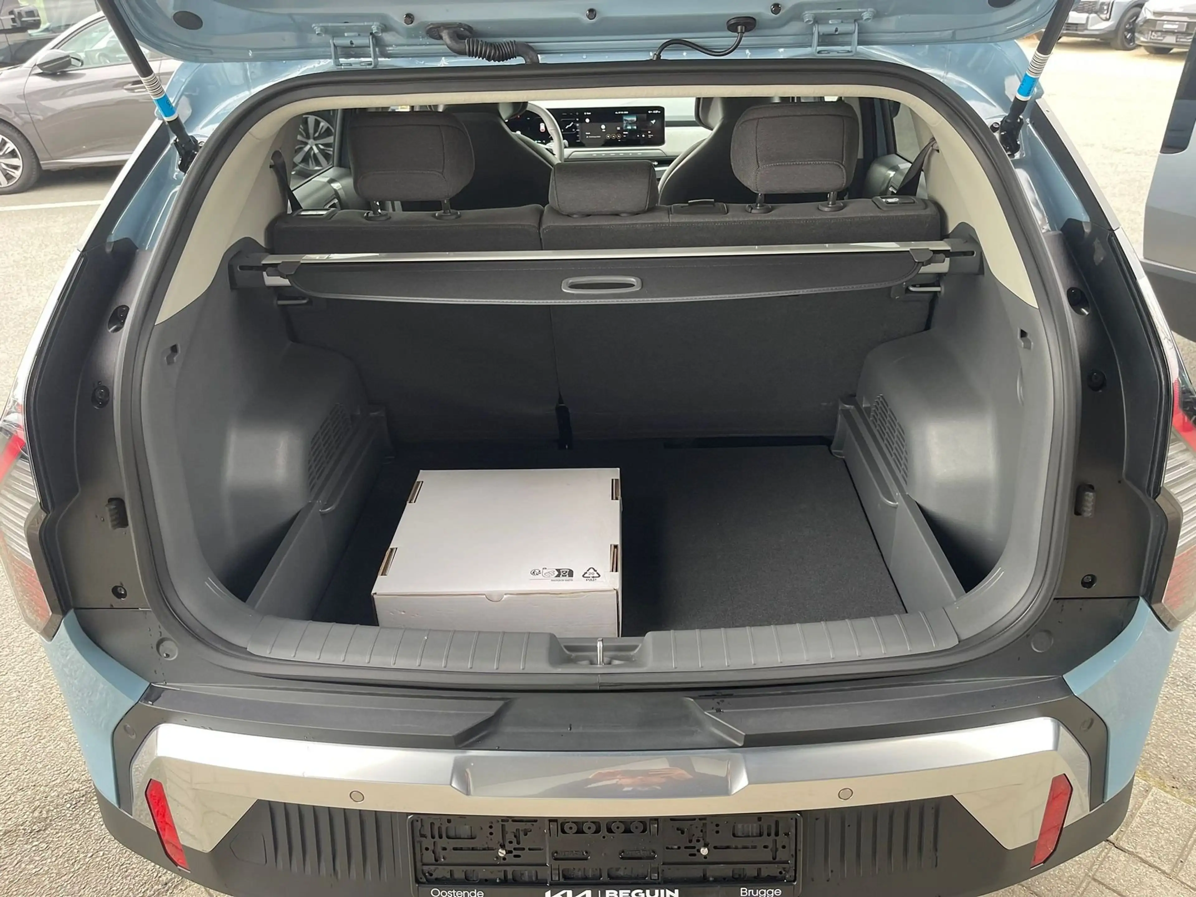 Kia EV3 BEV 58,3 kWH Earth — photo 8