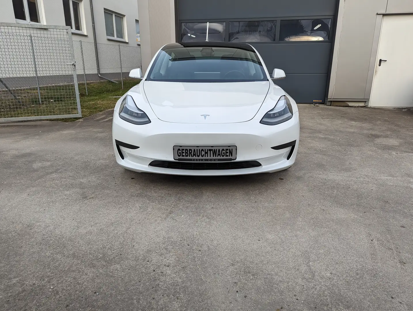 Tesla Model 3 Standard Range Plus RWD Blanc - 2