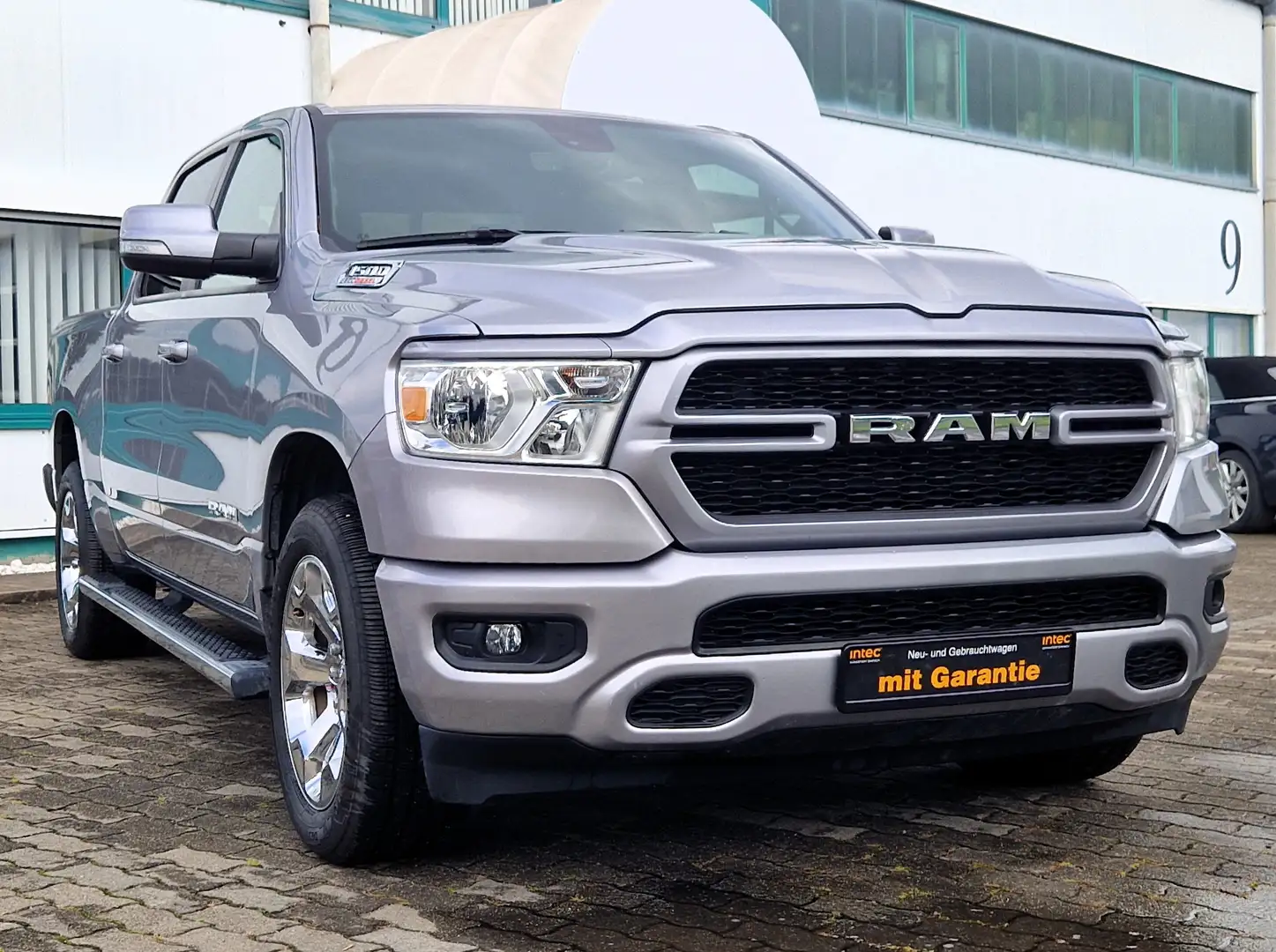 Dodge RAM 1500 3.0l Diesel Crew Cab Navi-App Silber - 2