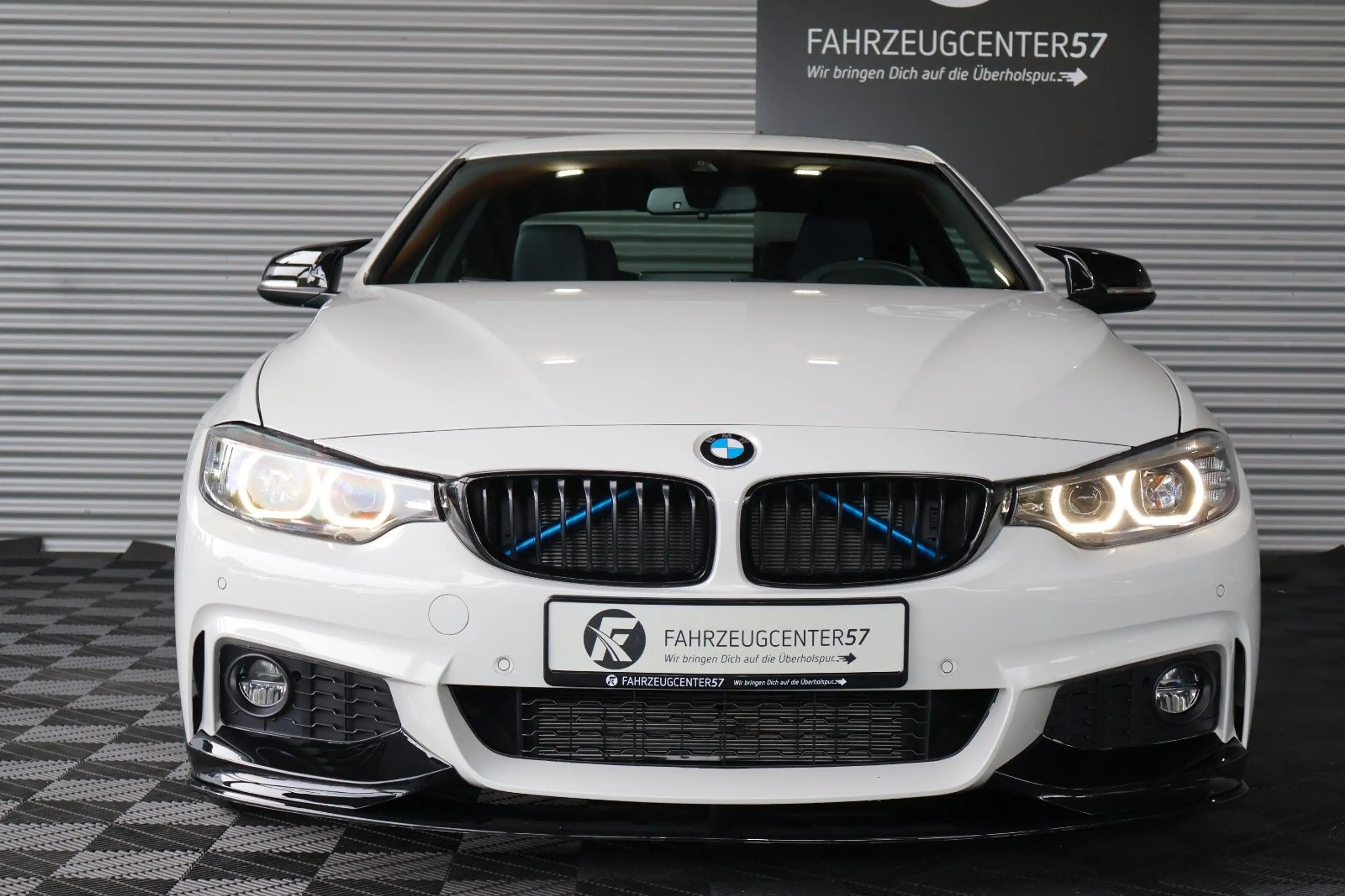 BMW 430 i Coupé M-PERFORMANCE/HIFI/CARPLAY/KAMERA/20" — photo 4