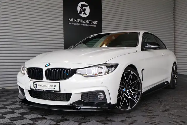 Bmw 430 i Coupé M PERFORMANCE/HIFI/CARPLAY/KAMERA/20"