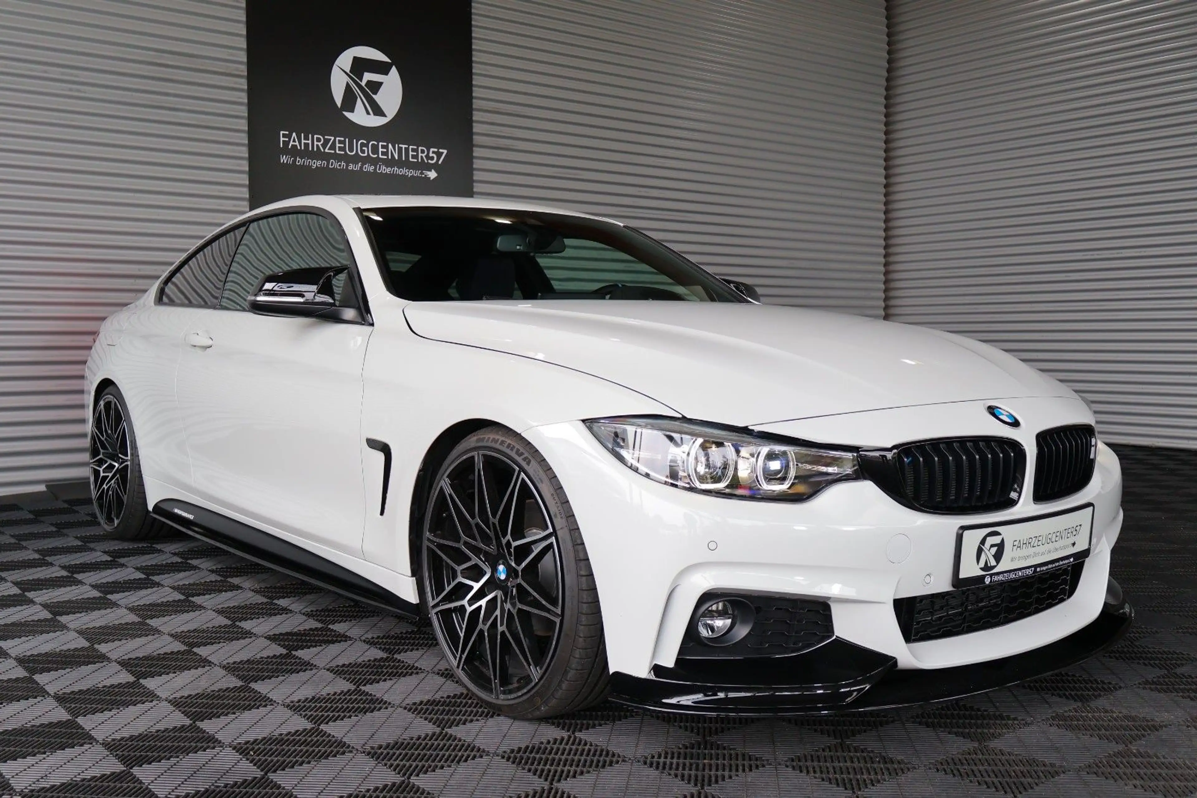 BMW 430 i Coupé M-PERFORMANCE/HIFI/CARPLAY/KAMERA/20" — photo 6