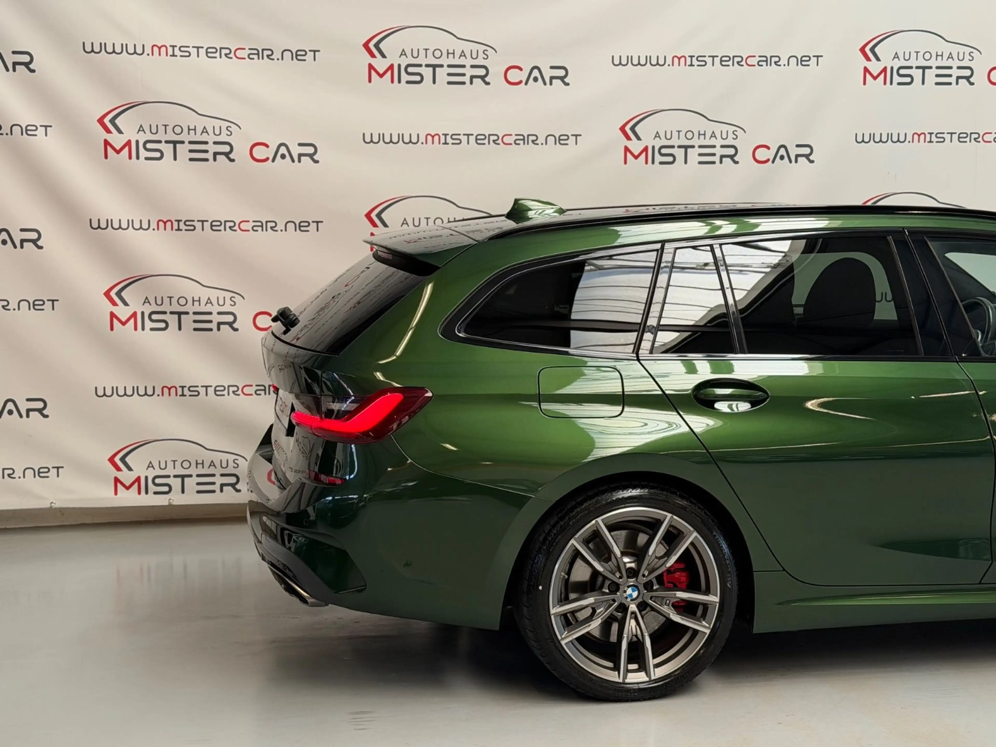 BMW 340 xDrive LASER/GESTIK/HUD/KEY/360/ACC/H&K/19 — photo 6