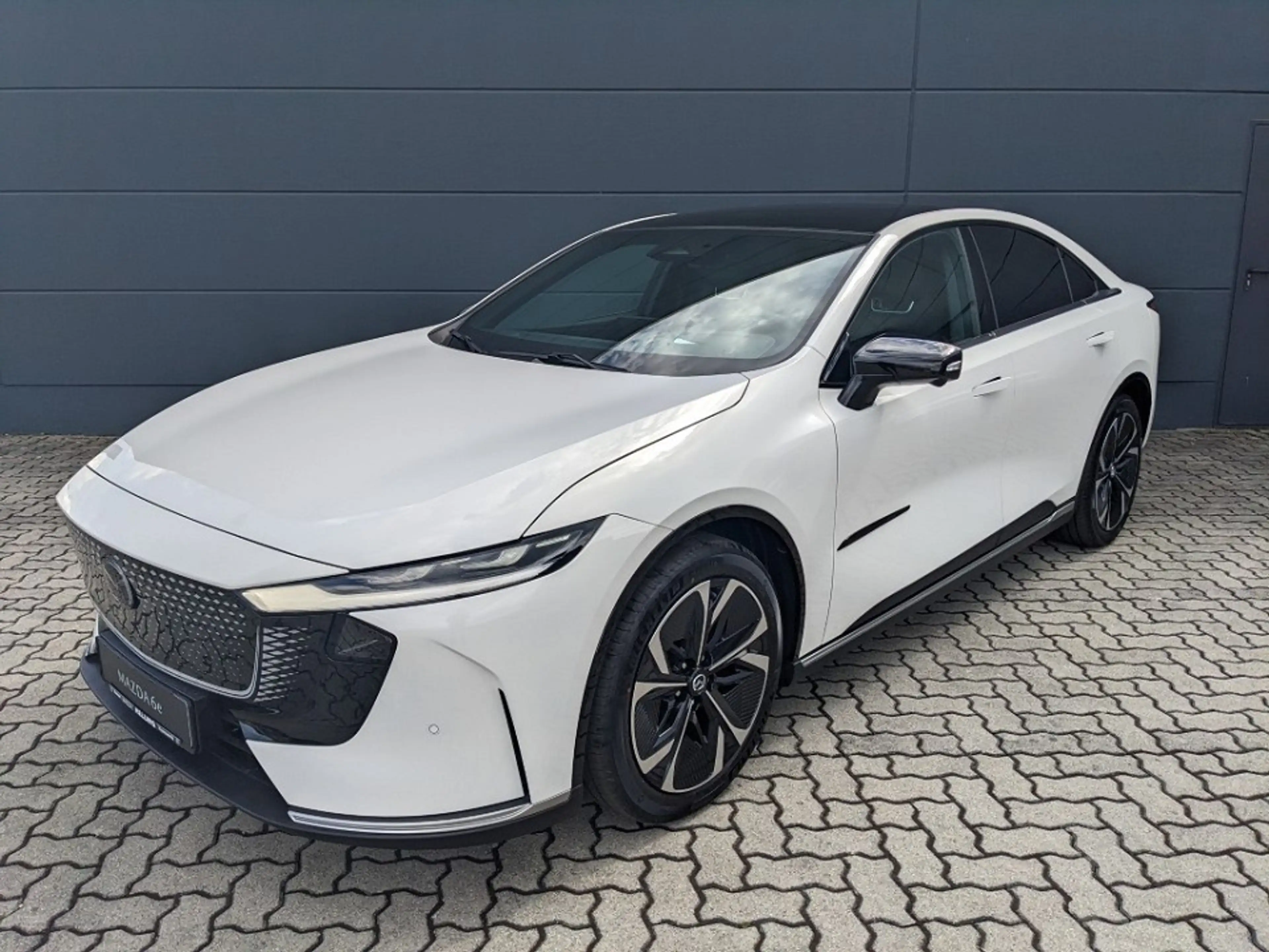 Mazda 6e EV (78kWh) Takumi 2027 Panoramadach NEU — photo 2