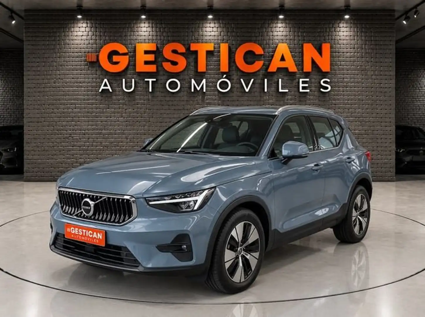 Volvo XC40 1.5 T4 Twin Recharge Core Auto Azul - 1