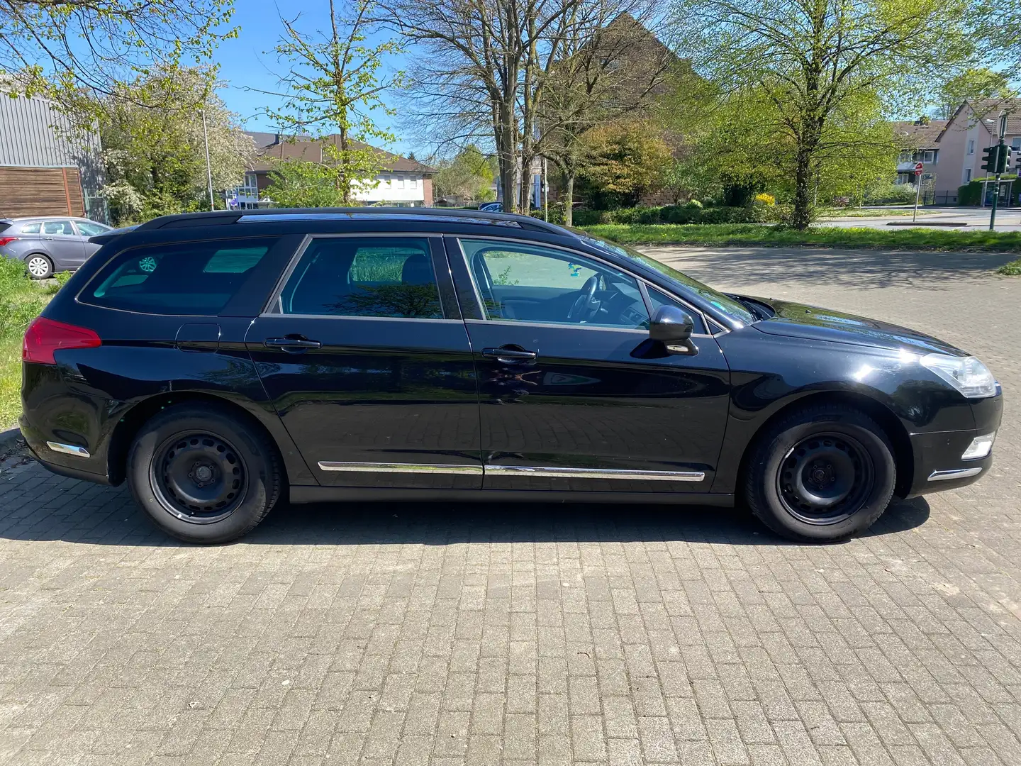 Citroen C5 C5 Tourer HDi 110 FAP Tendance Schwarz - 2
