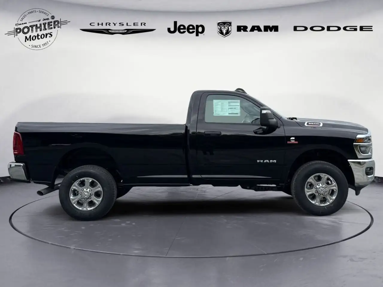 RAM 3500 снимка RAM 3500