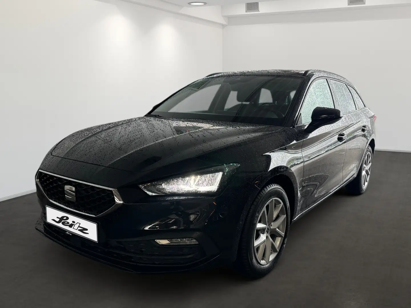 SEAT Leon Sportstourer 1.5 eTSI Style *LED*PDC*NAVI* Noir - 2