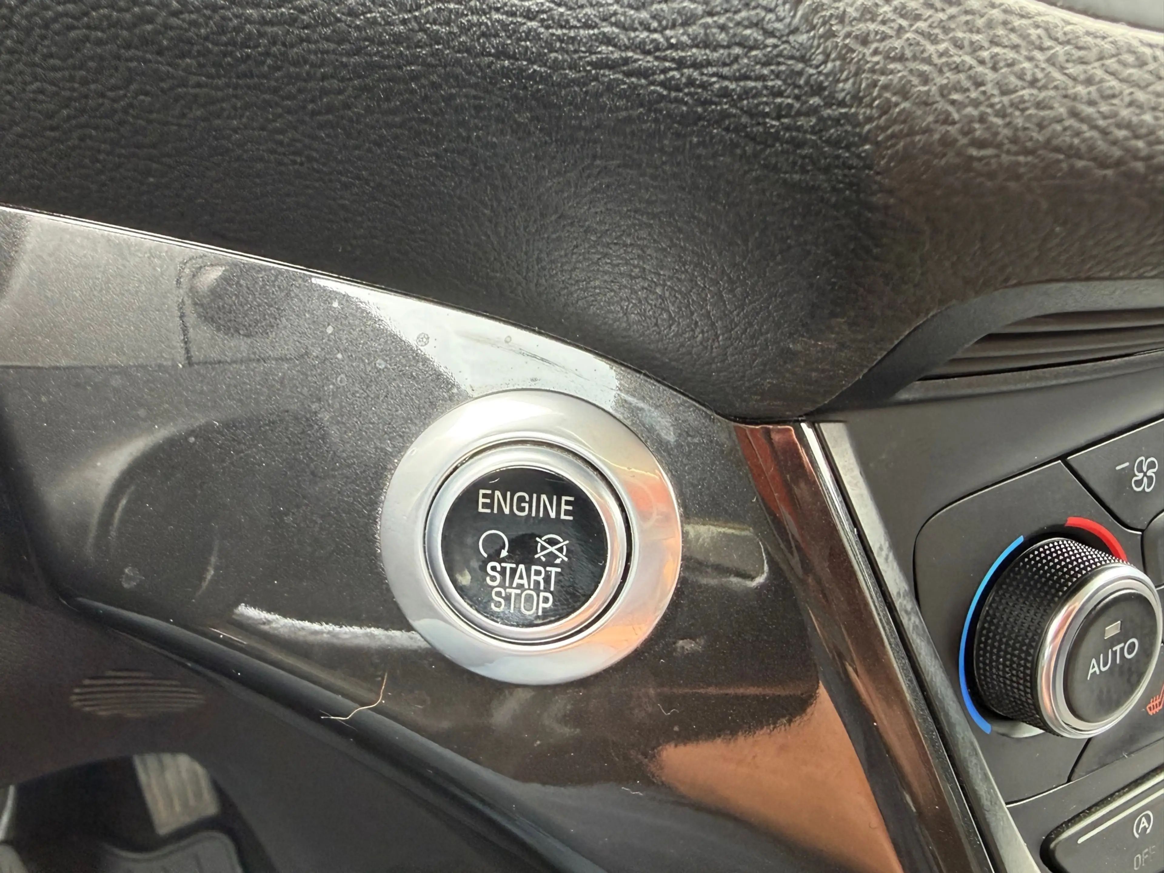 Ford C-Max 1.0 Titanium ECC NAVI NIEUWE DISTR RIEM STOEL+STUU — photo 8