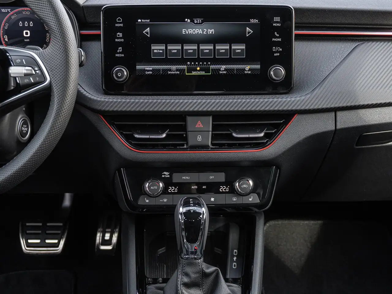 Skoda Kamiq 1.5 TSI DSG Monte Carlo AHK PANO LED PDC 13
