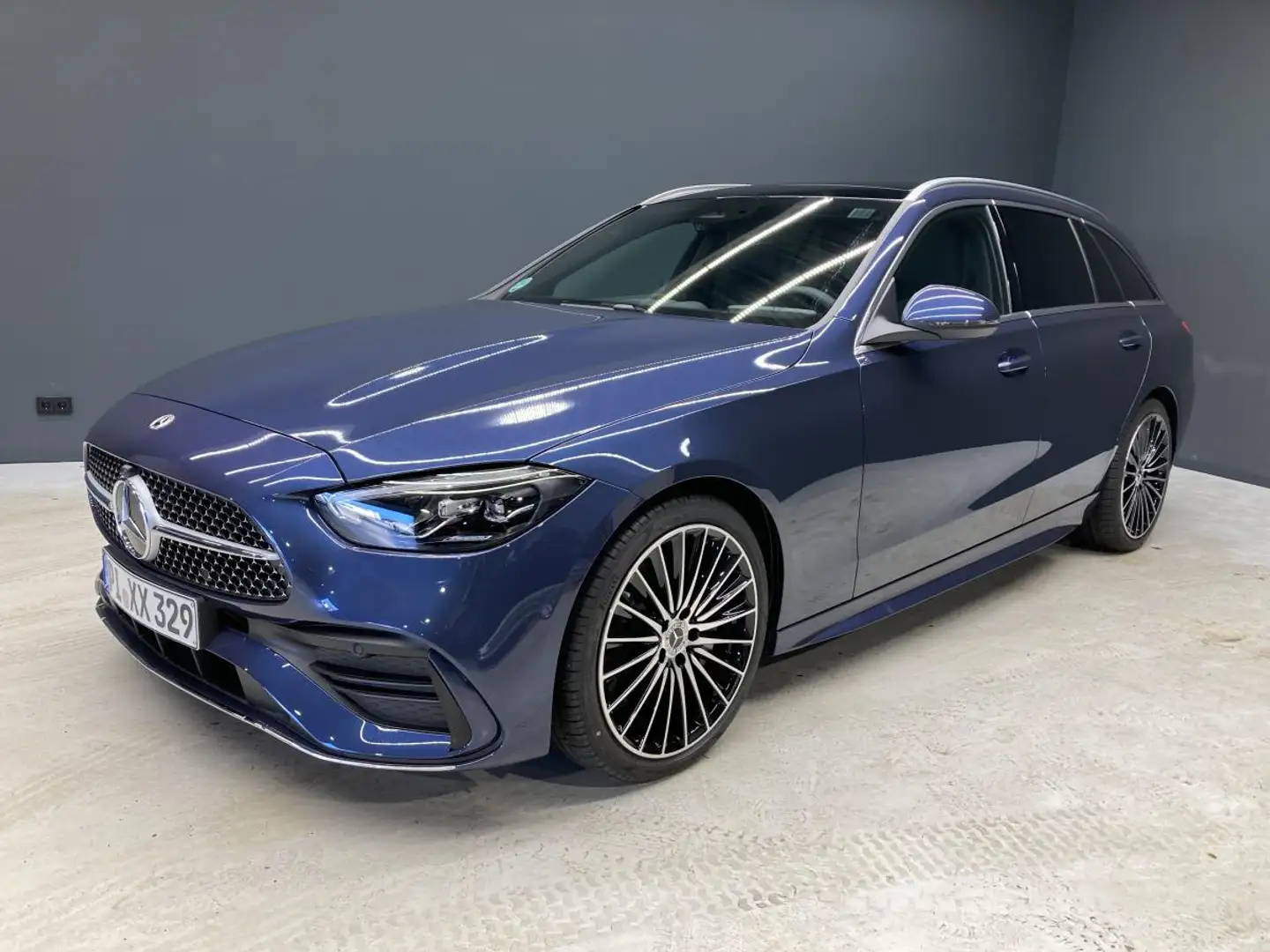 Mercedes-Benz C 180 T AMG AdvancedPlus Pano Distronic AHK Blau - 2
