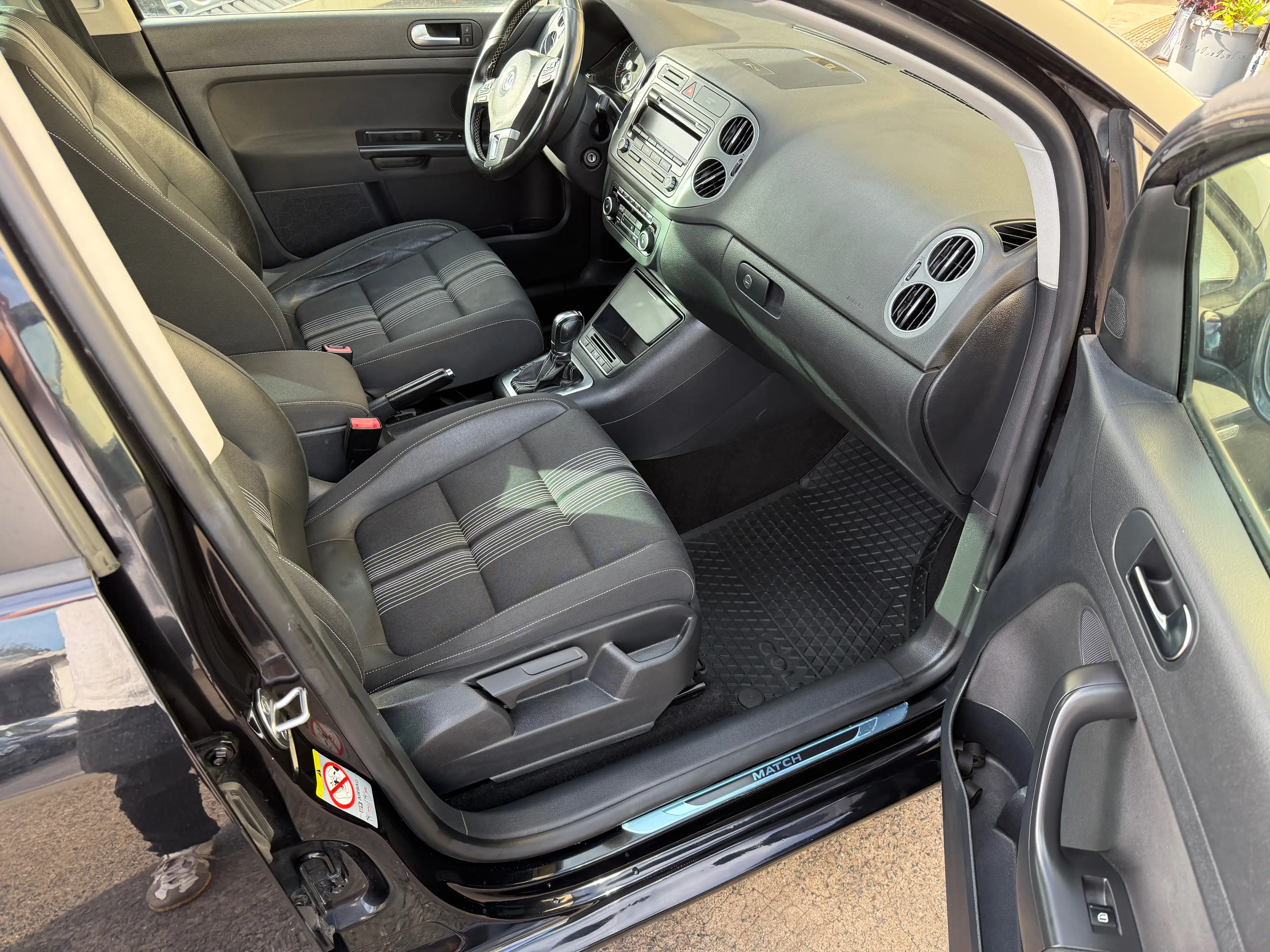 Volkswagen Golf Plus Match 1.4 Benzin*Automatik*Nur 94TKm !!*AHK*SHZ*PDC* — photo 15
