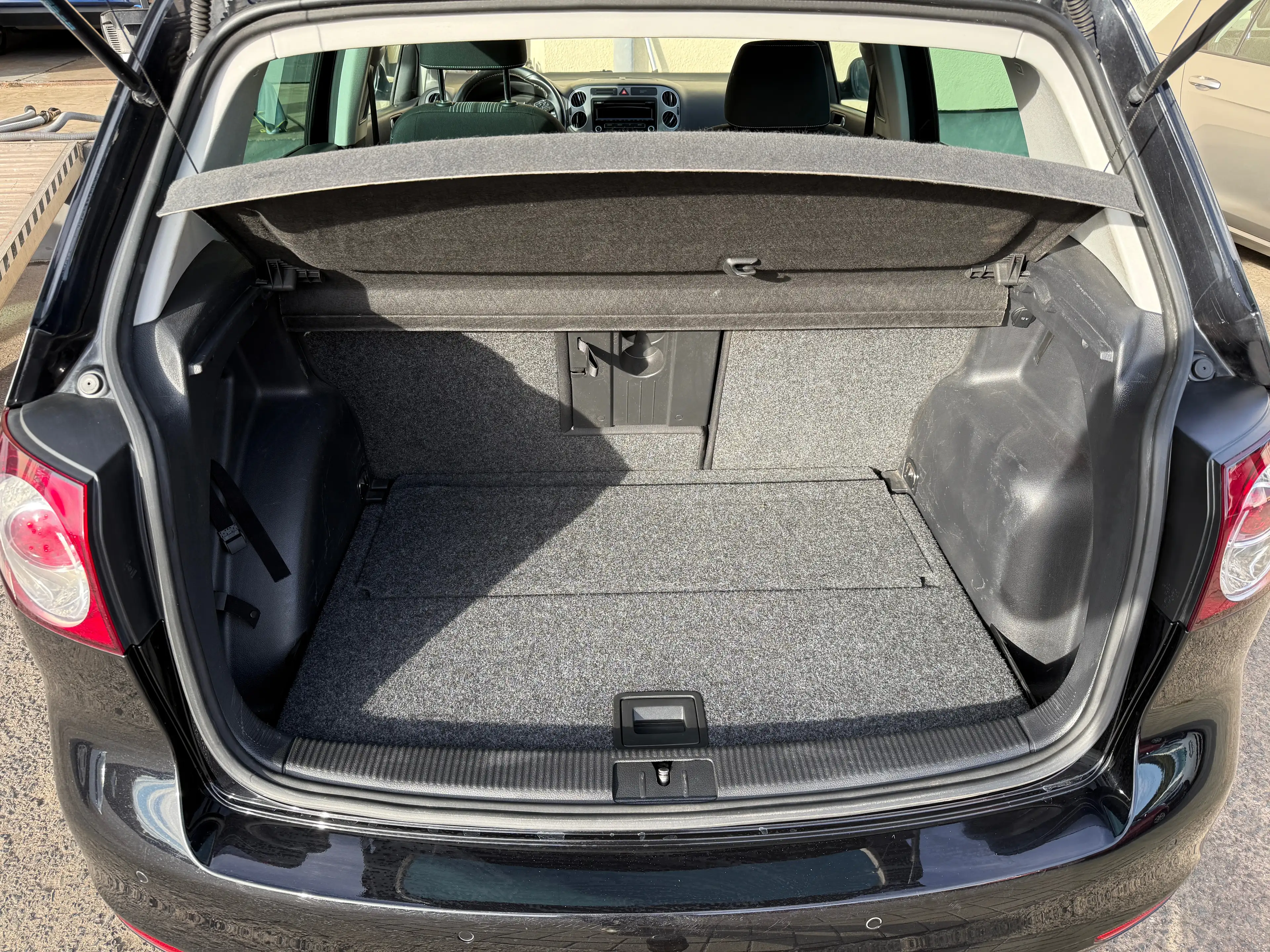 Volkswagen Golf Plus Match 1.4 Benzin*Automatik*Nur 94TKm !!*AHK*SHZ*PDC* — photo 6