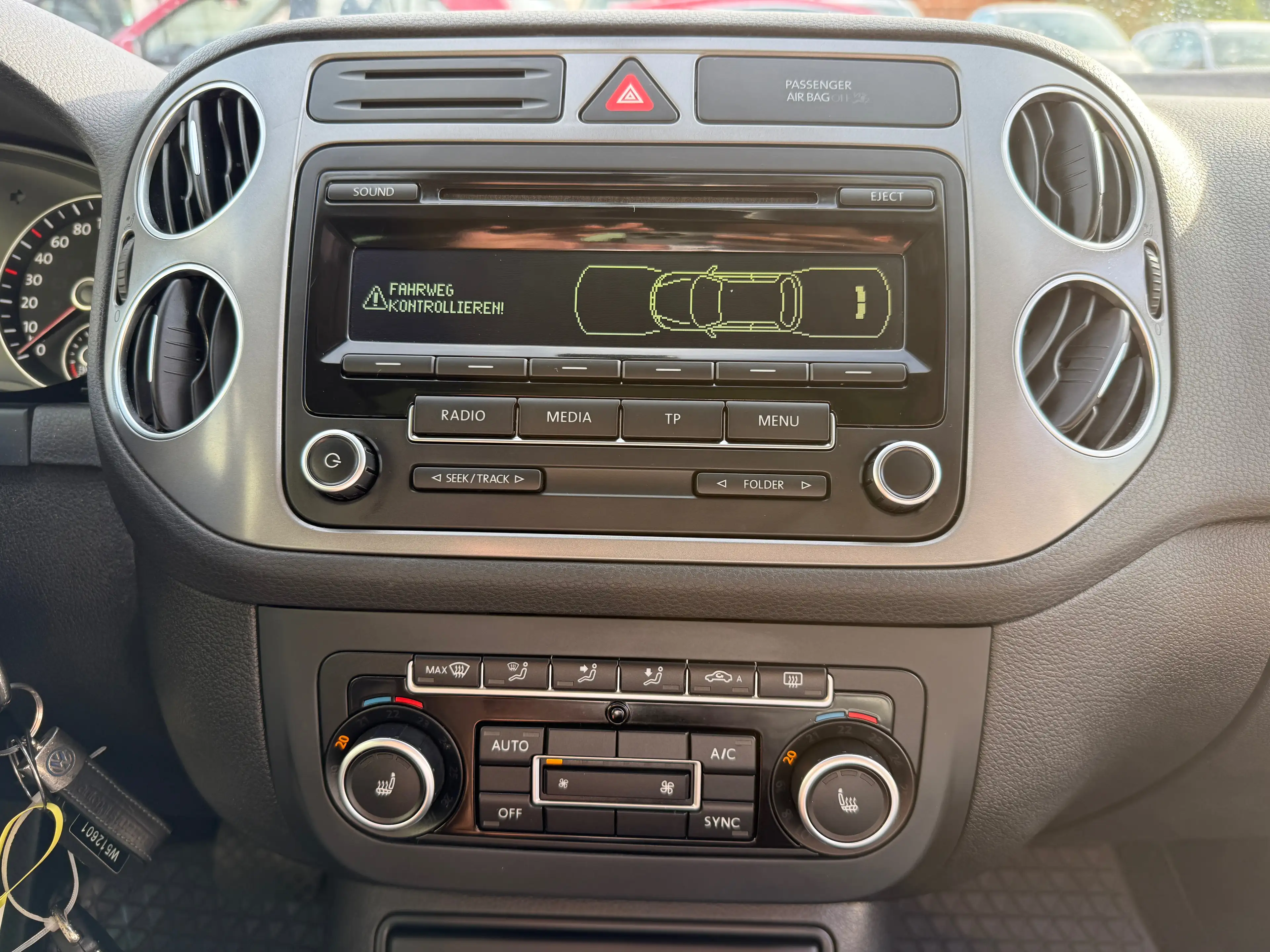 Volkswagen Golf Plus Match 1.4 Benzin*Automatik*Nur 94TKm !!*AHK*SHZ*PDC* — photo 13