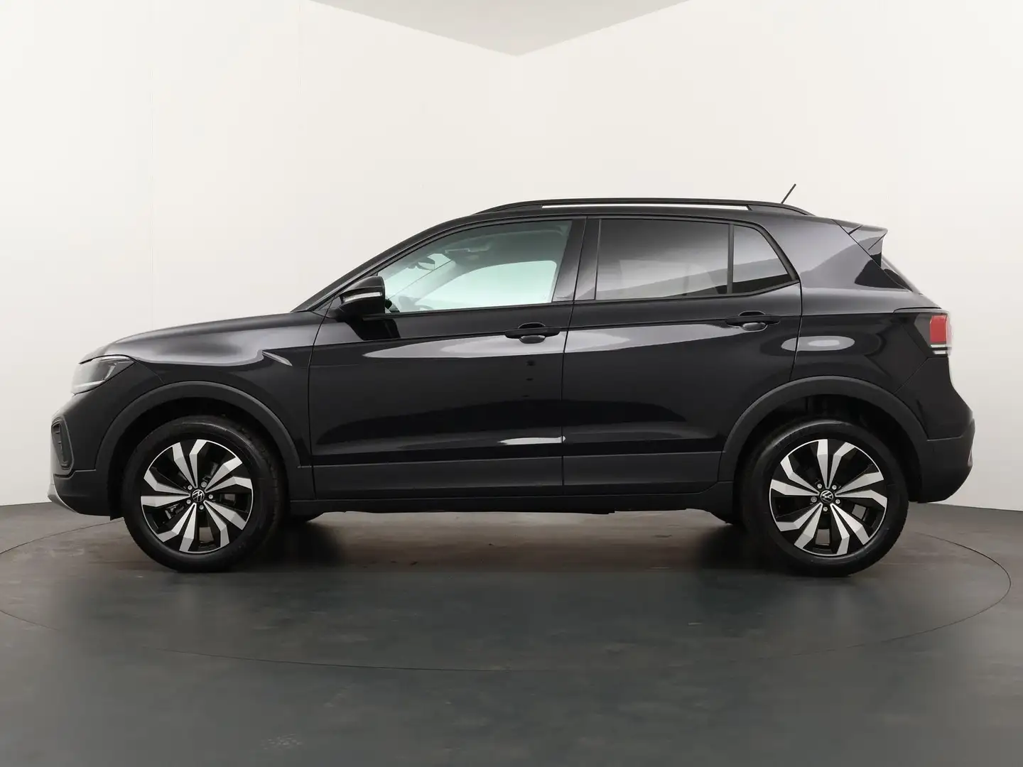 Volkswagen T-Cross Life Edition 1.0 70 kW / 95 pk TSI SUV 5 versn. Zwart - 2