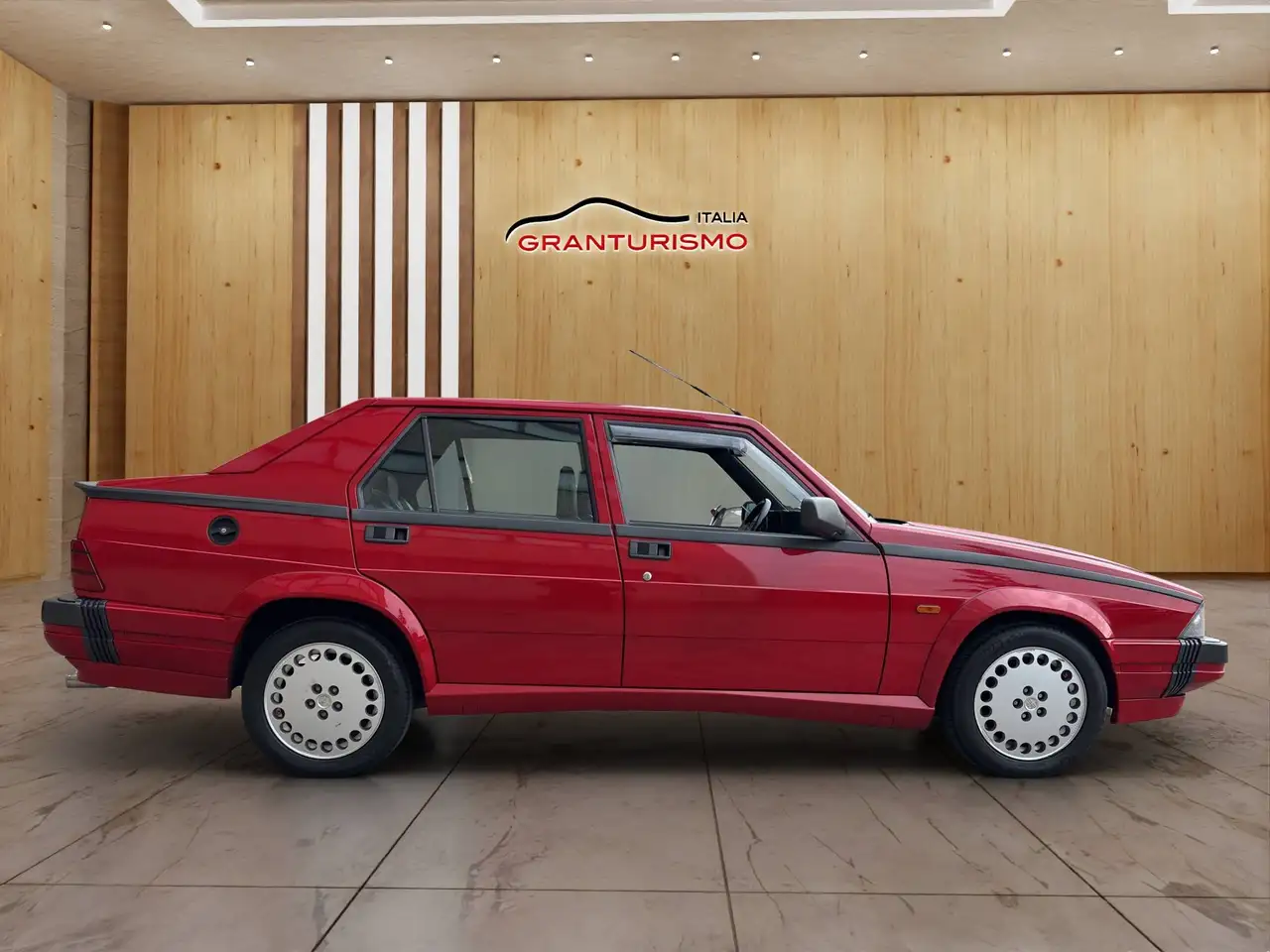 Alfa Romeo 75 1.8t America, foto 7