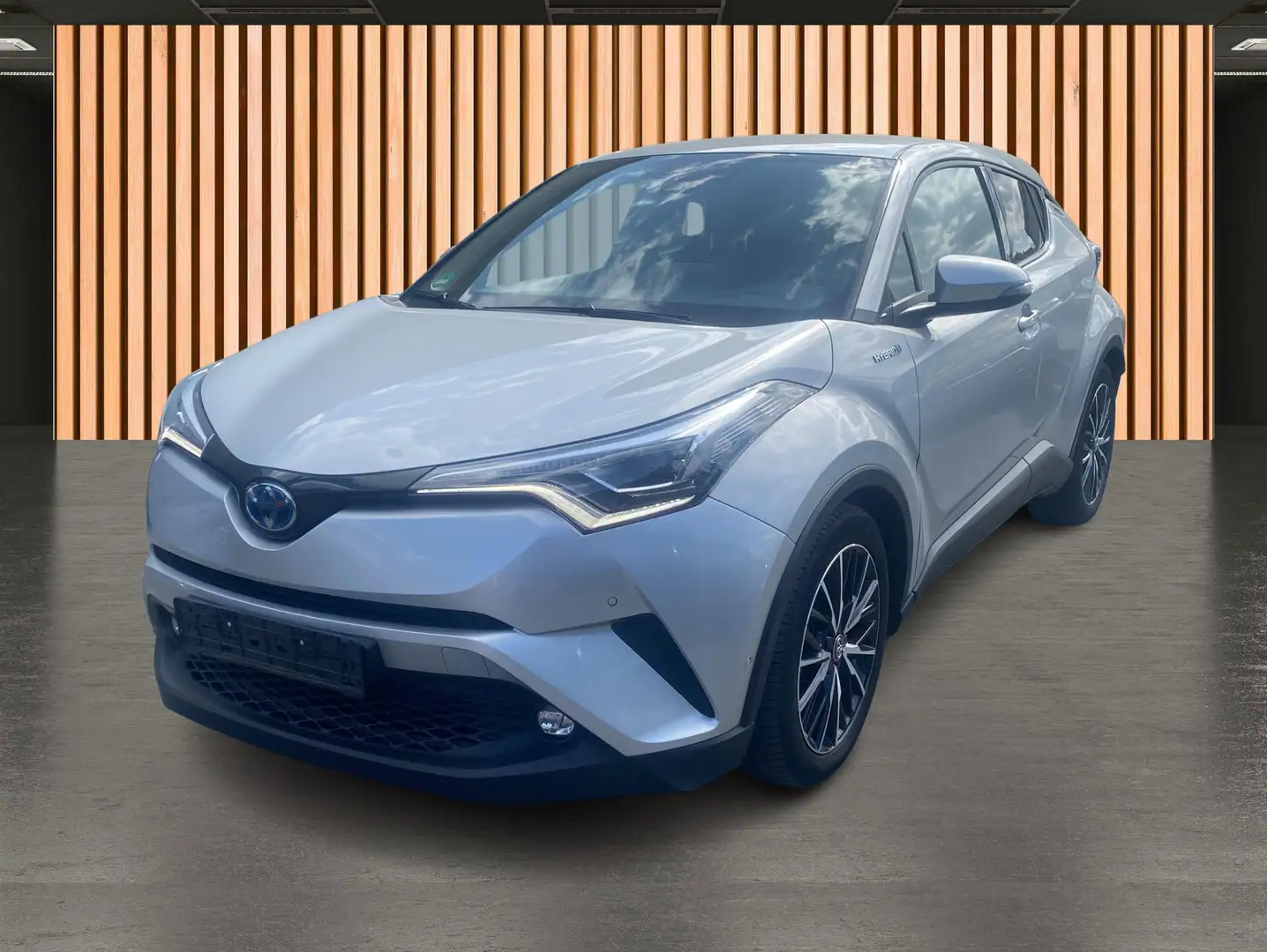 Toyota C-HR Hybrid Team D*Navi* Silver - 2