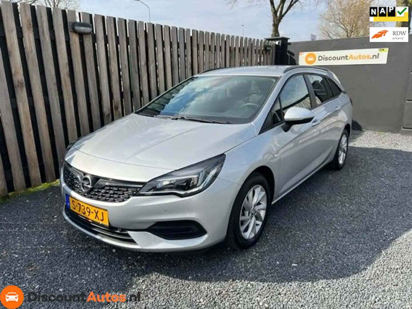 Opel Astra SPORTS TOURER 1.2 Elegance navi clima enz. Grijs - 1