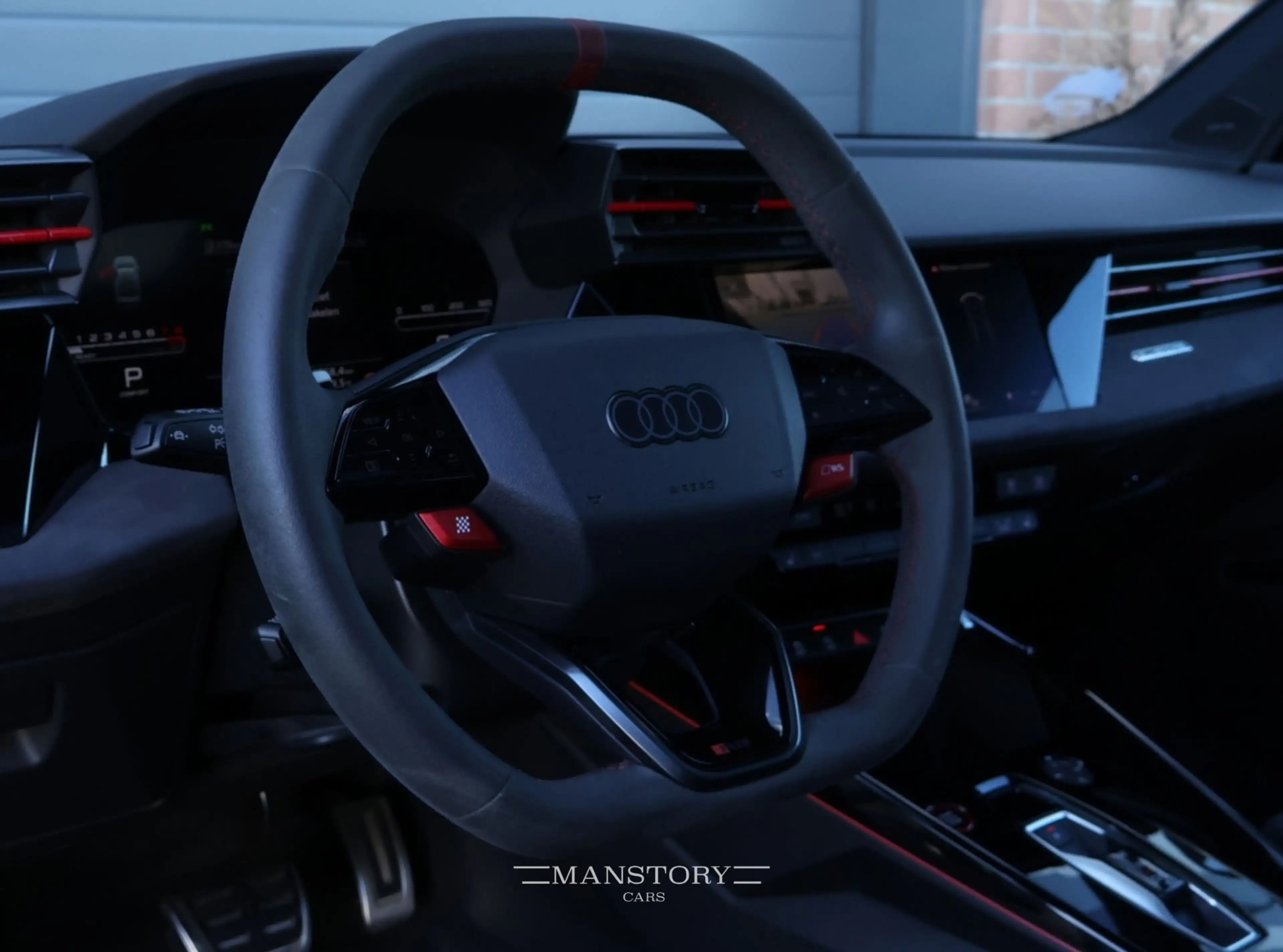 Audi RS3 A3 Limousine 2.5 TFSI quattro — photo 2
