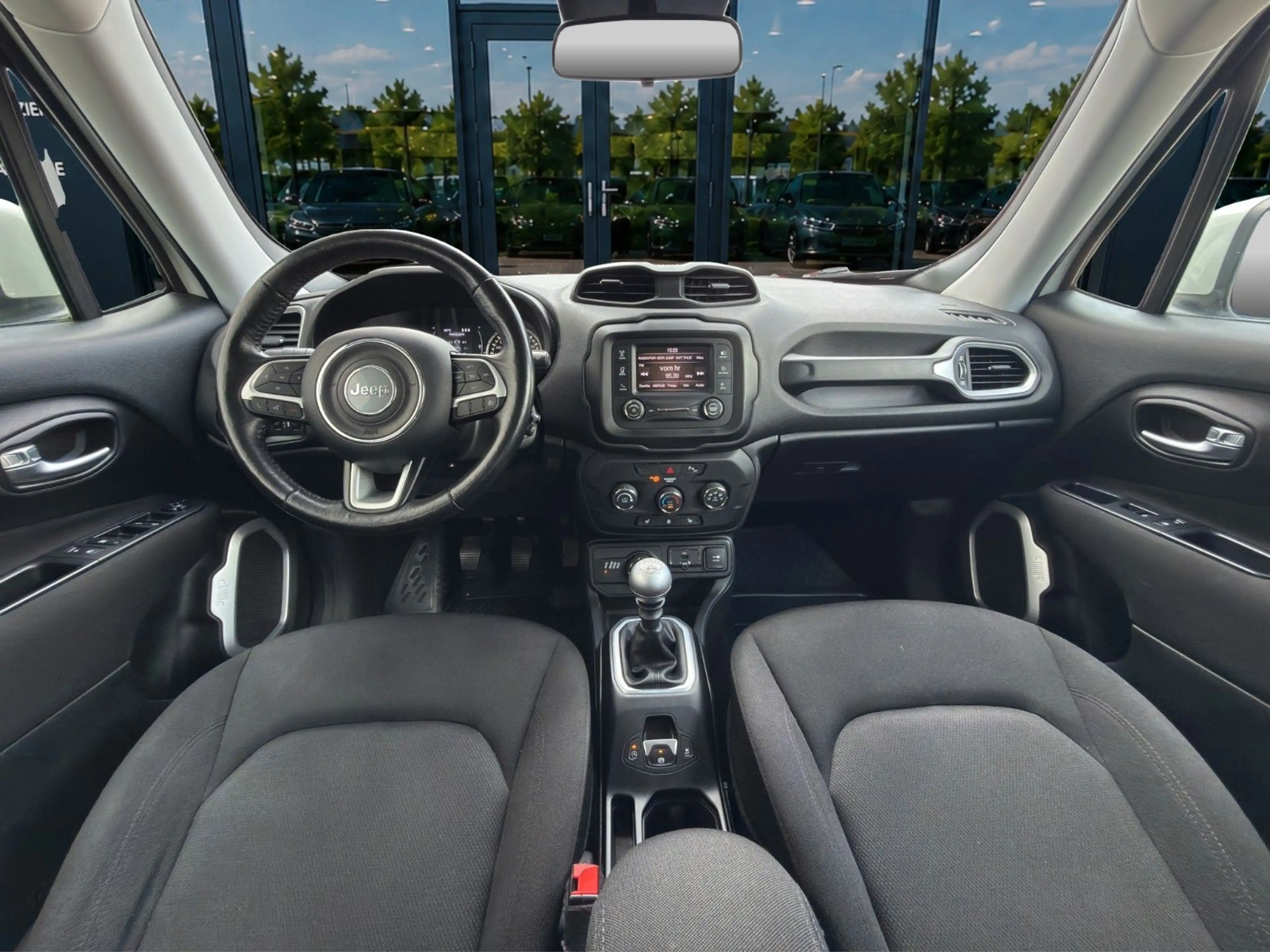 Jeep Renegade 2.0d Longitude 4WD,Siheizung,PDC — photo 13