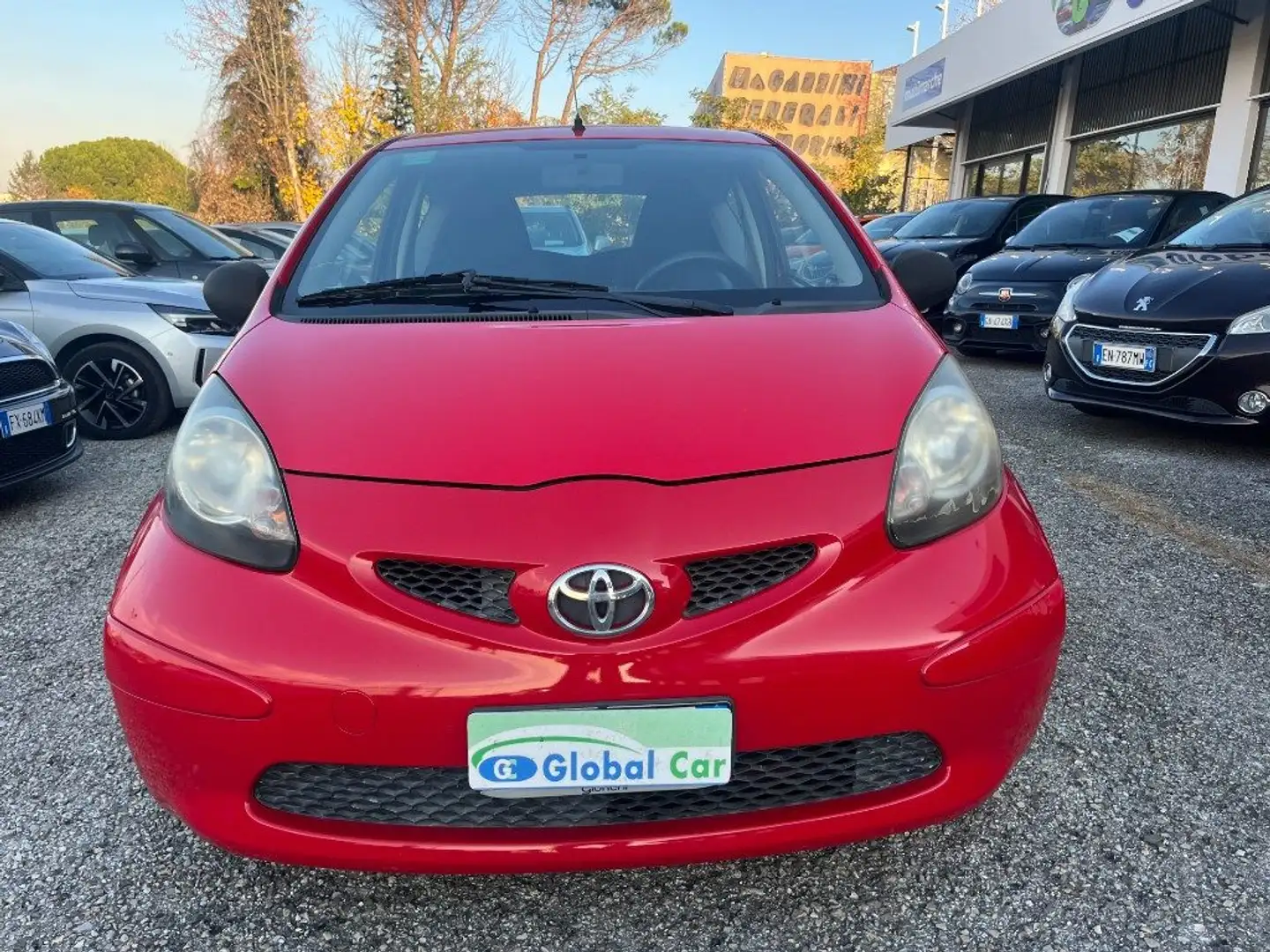 Toyota Aygo 1.0 12V VVT-i 3 porte Sol Rood - 2