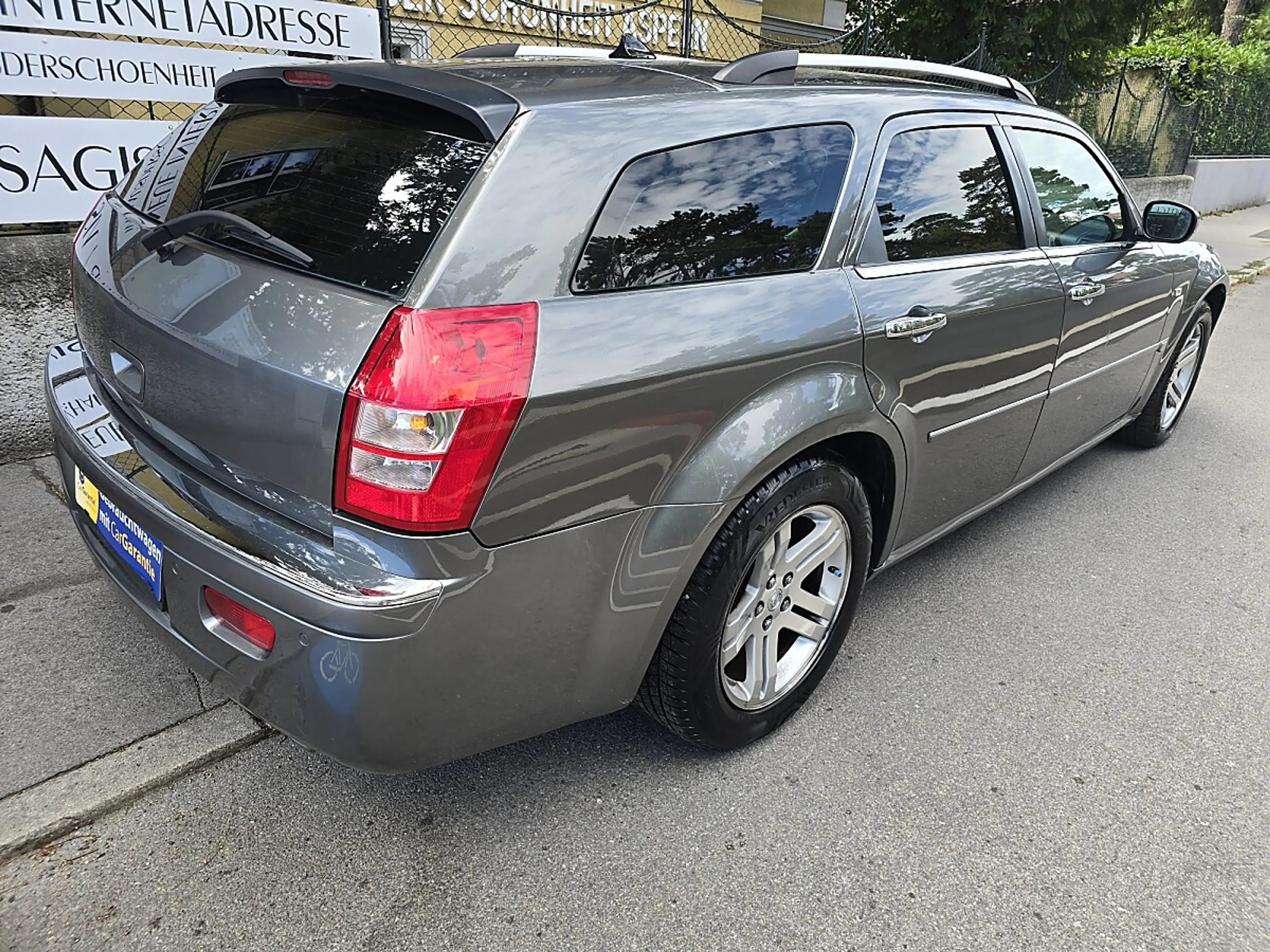 Chrysler 300C 300 C 3,0 V6 CRD Executive Aut. — photo 2