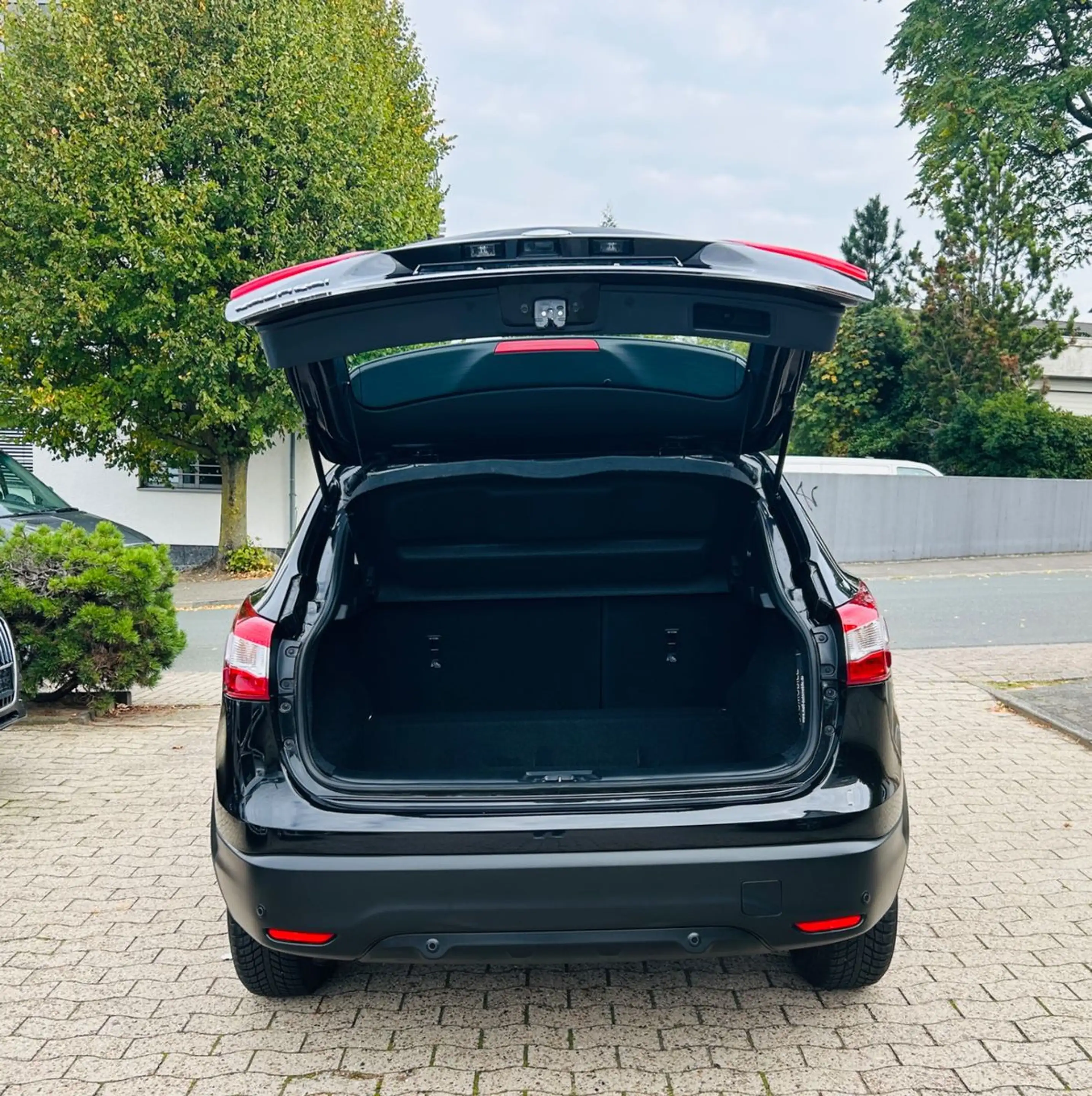 Nissan Qashqai Visia — photo 10