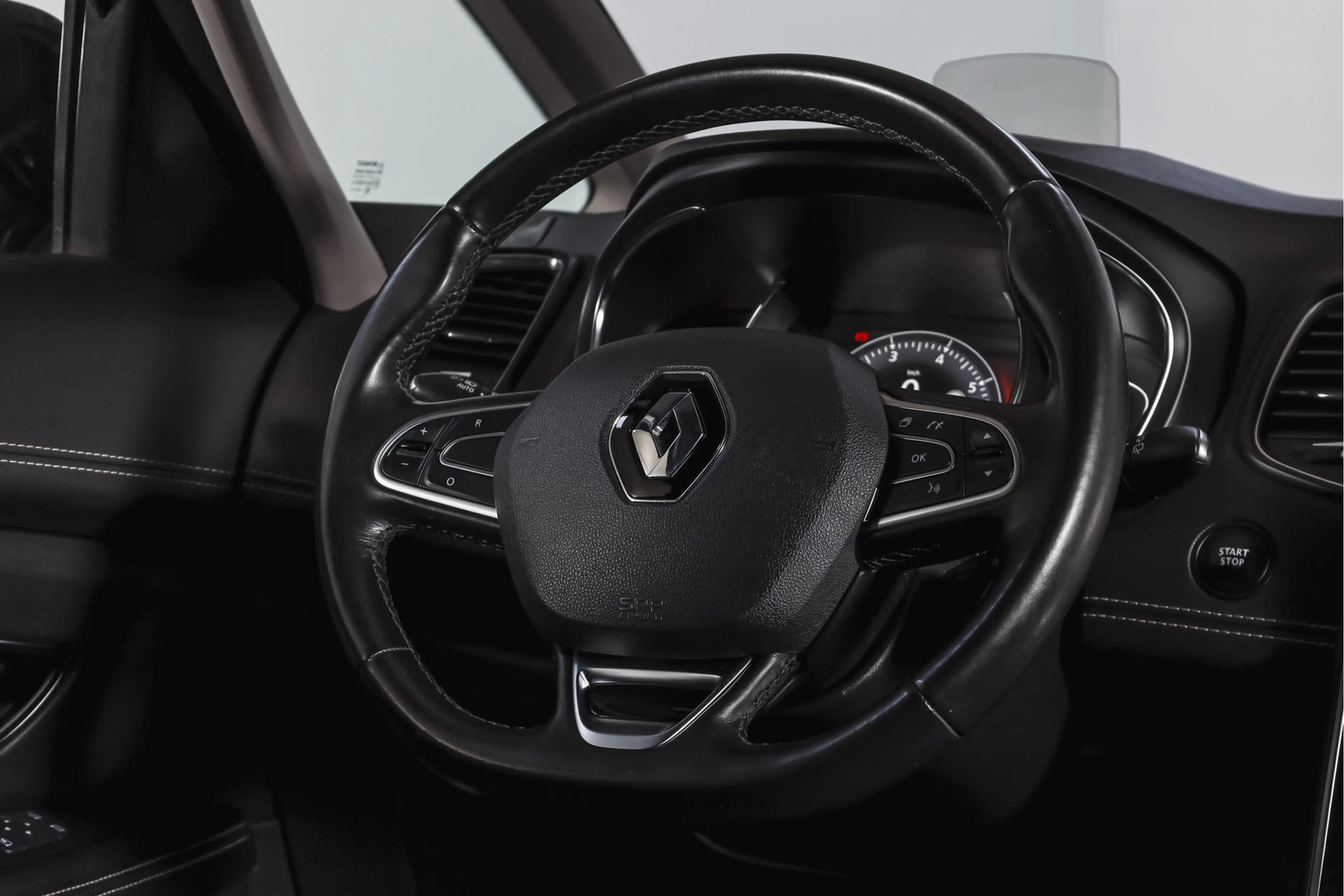 Renault Scenic 1.2 TCe 130 PK Bose Orig. NL | Trekhaak | Cruise | — photo 9