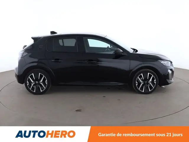 Peugeot 208 view 7