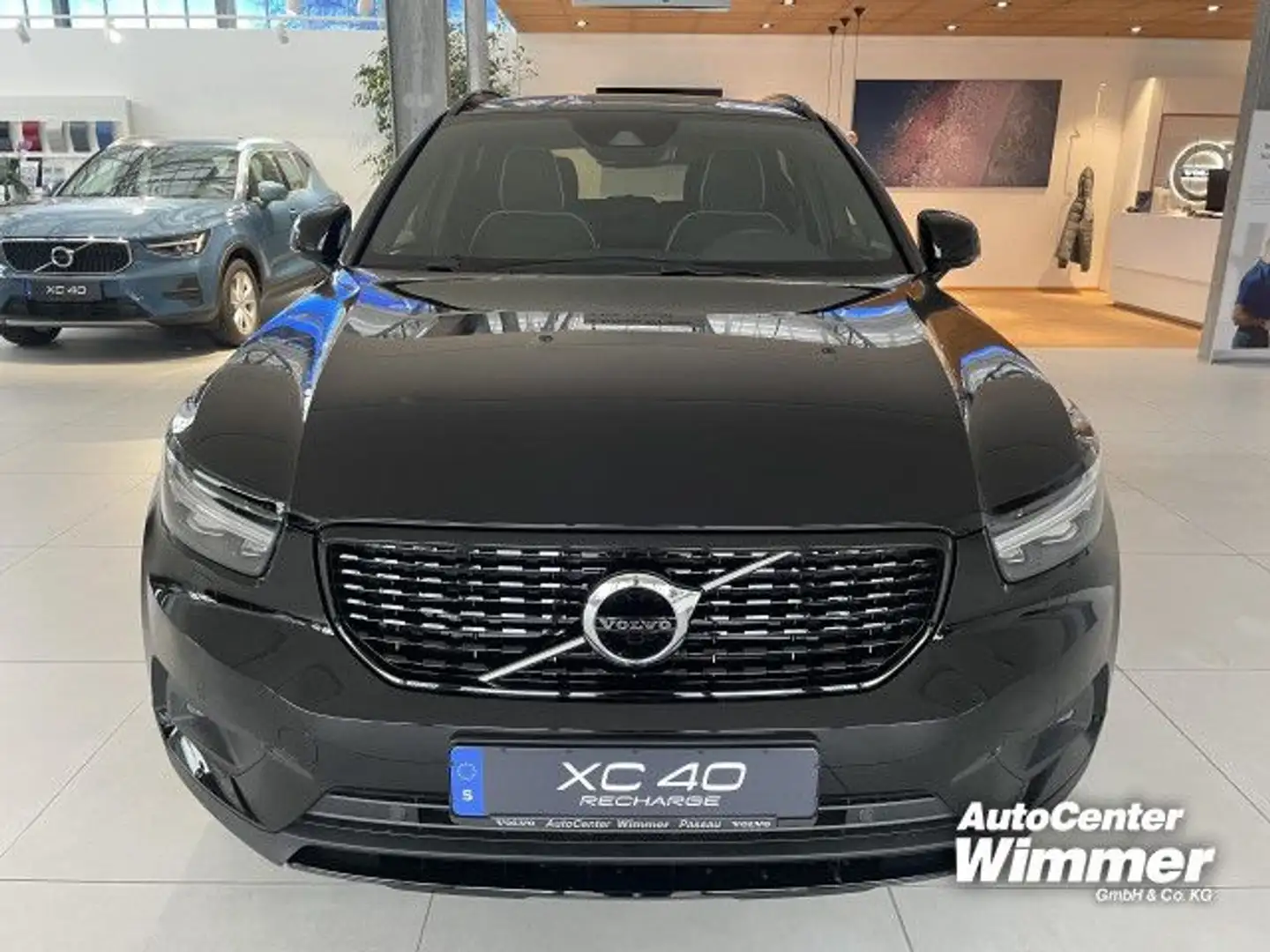 Volvo XC40 T5 Recharge R-Design Licht+Winter+Laderaum Schwarz - 2