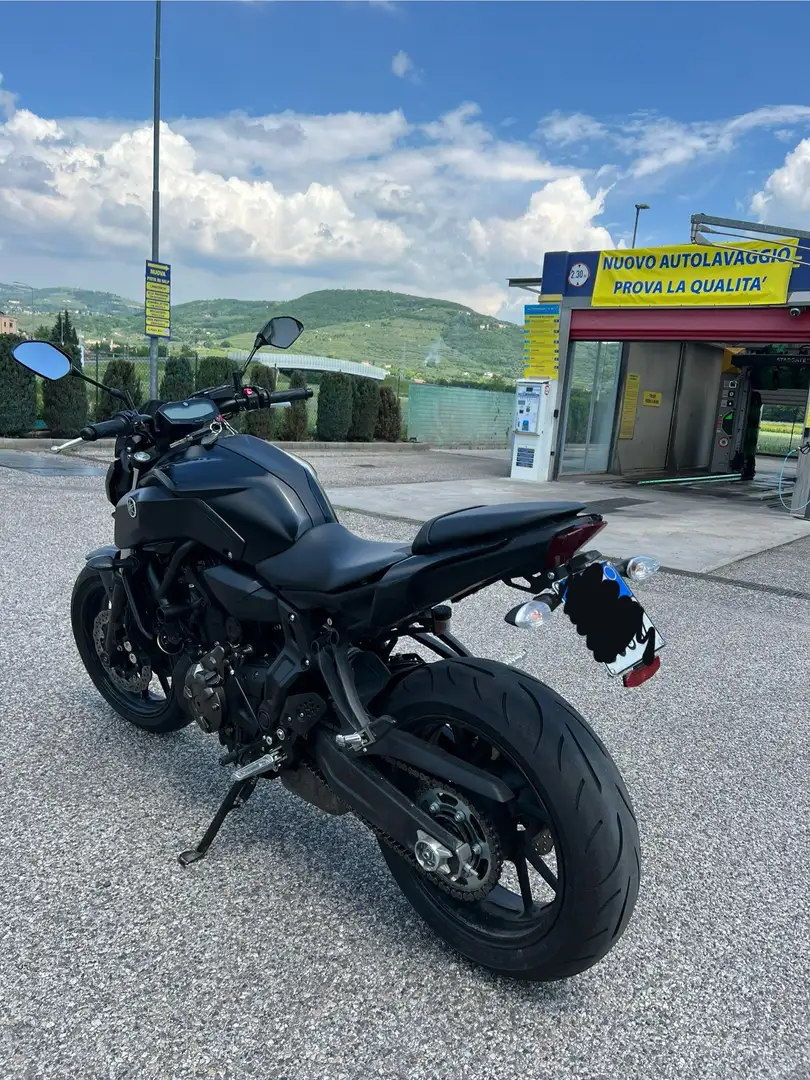 Yamaha MT-07 - 2