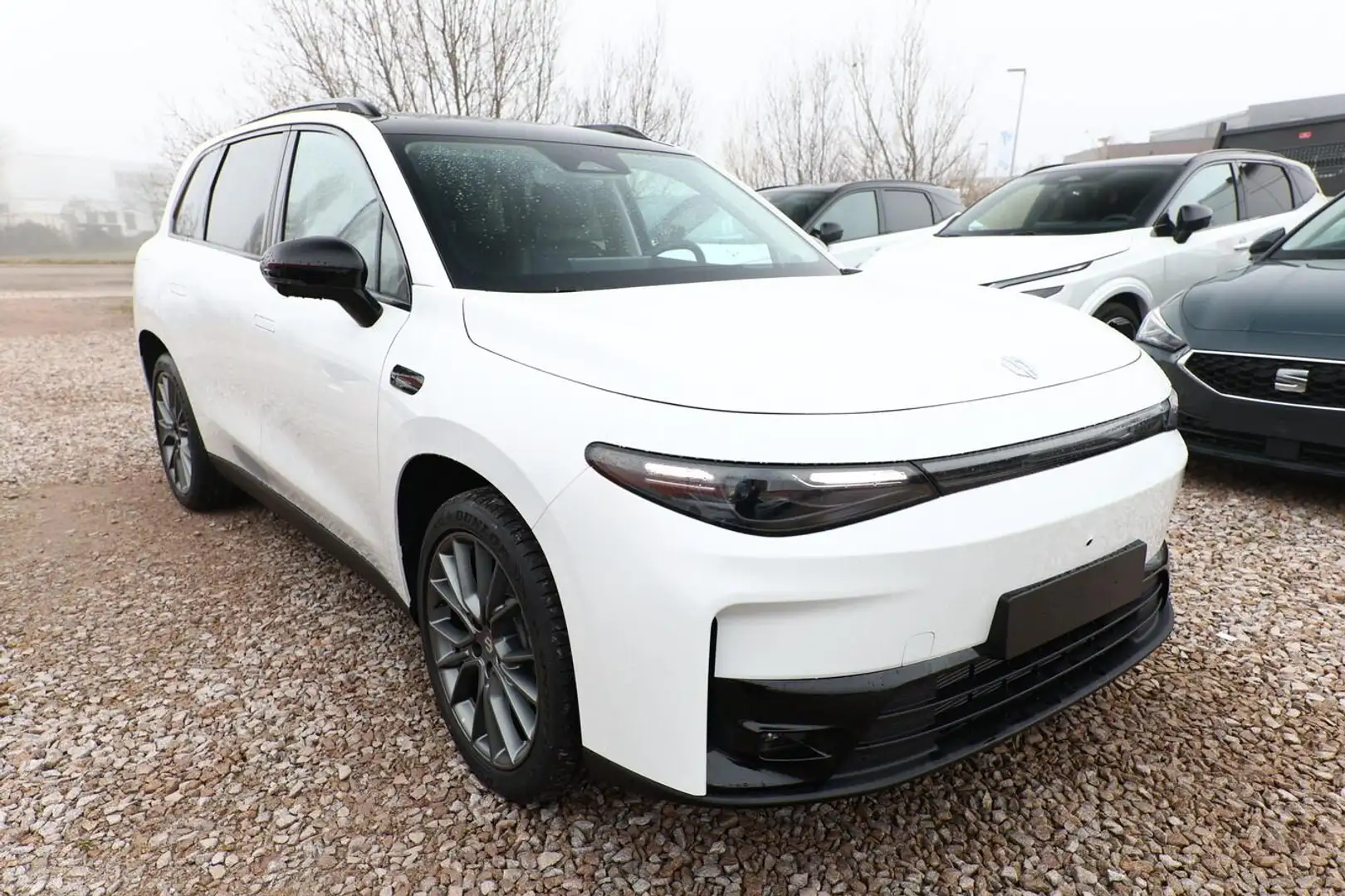 Leapmotor C10 Design REEV 20Z Pano Nav SHZ eHK ACC 4J.Gar. 15... Weiß - 2