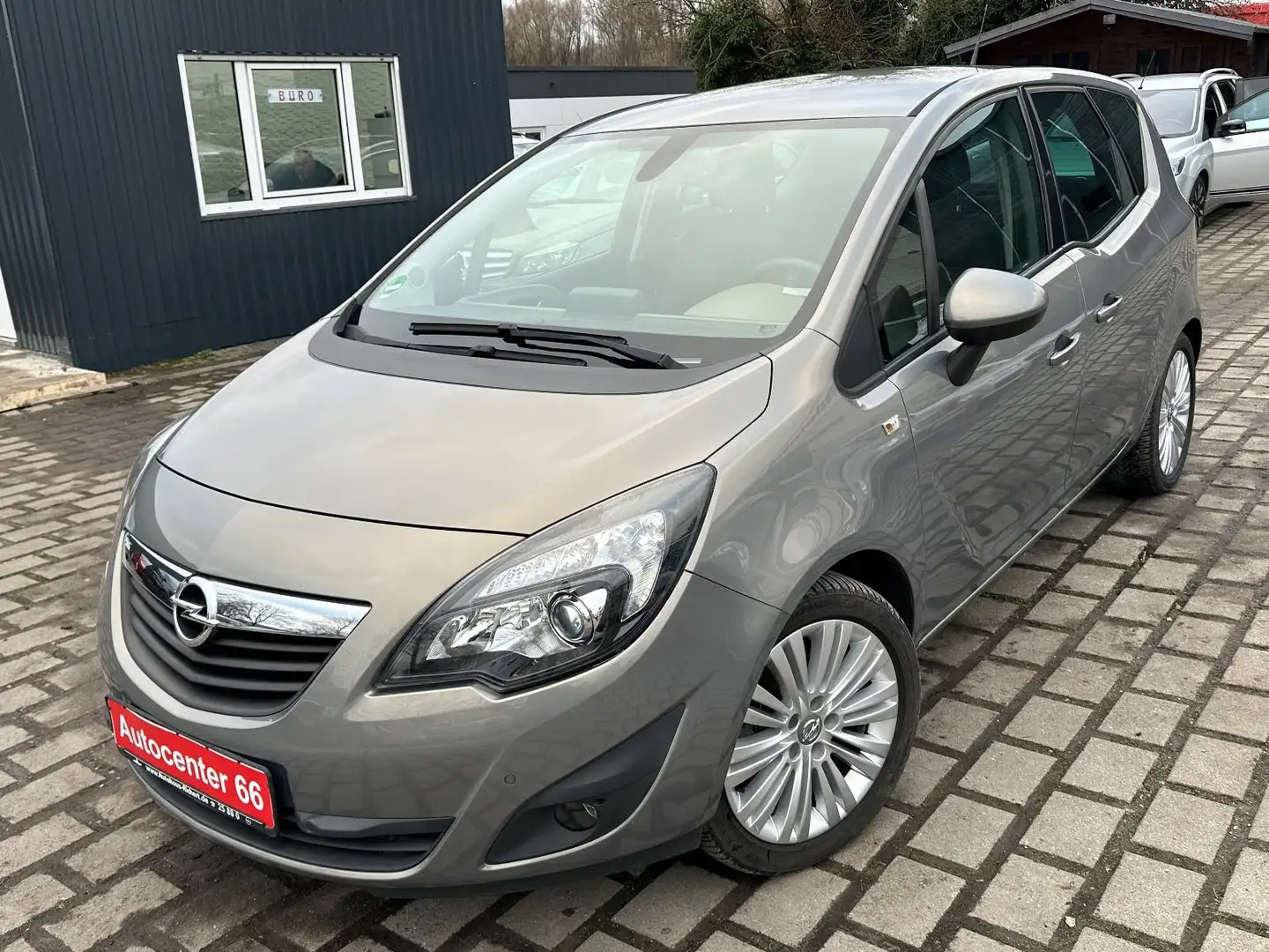 Opel Meriva B Design Edition*STANDHZG*PDC*NAVI*2.HAND Grau - 1