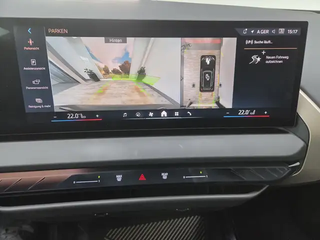 BMW X3 view 12