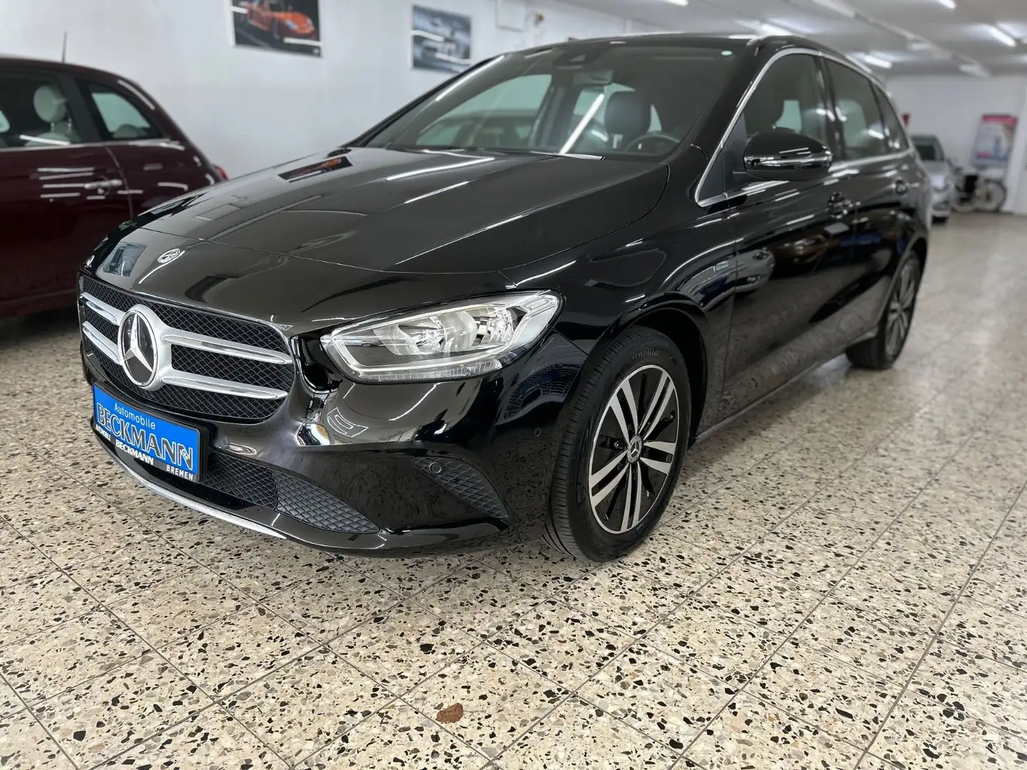 Mercedes-Benz B 250 B -Klasse B 250 e Noir - 1
